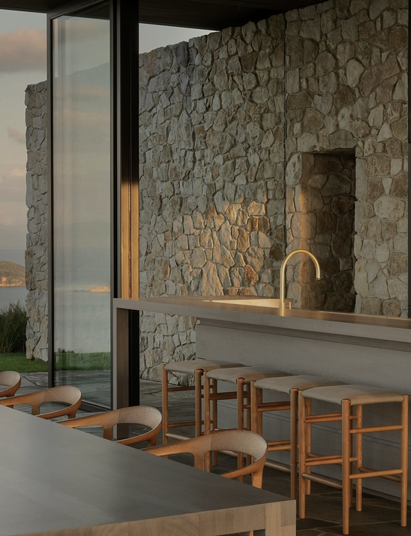 THE NATURAL STONE CO.