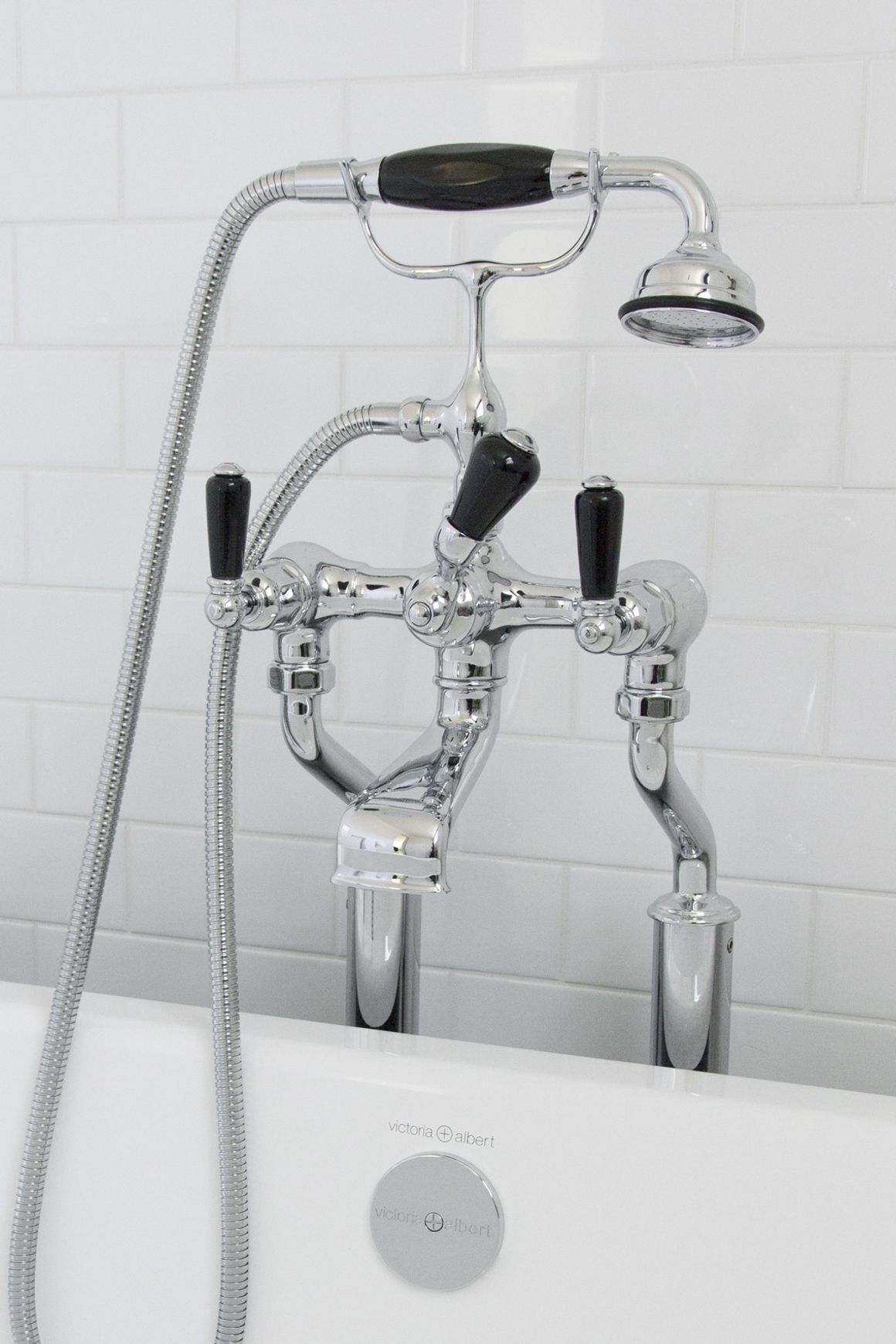 Perrin & Rowe Showers with Black Porcelain