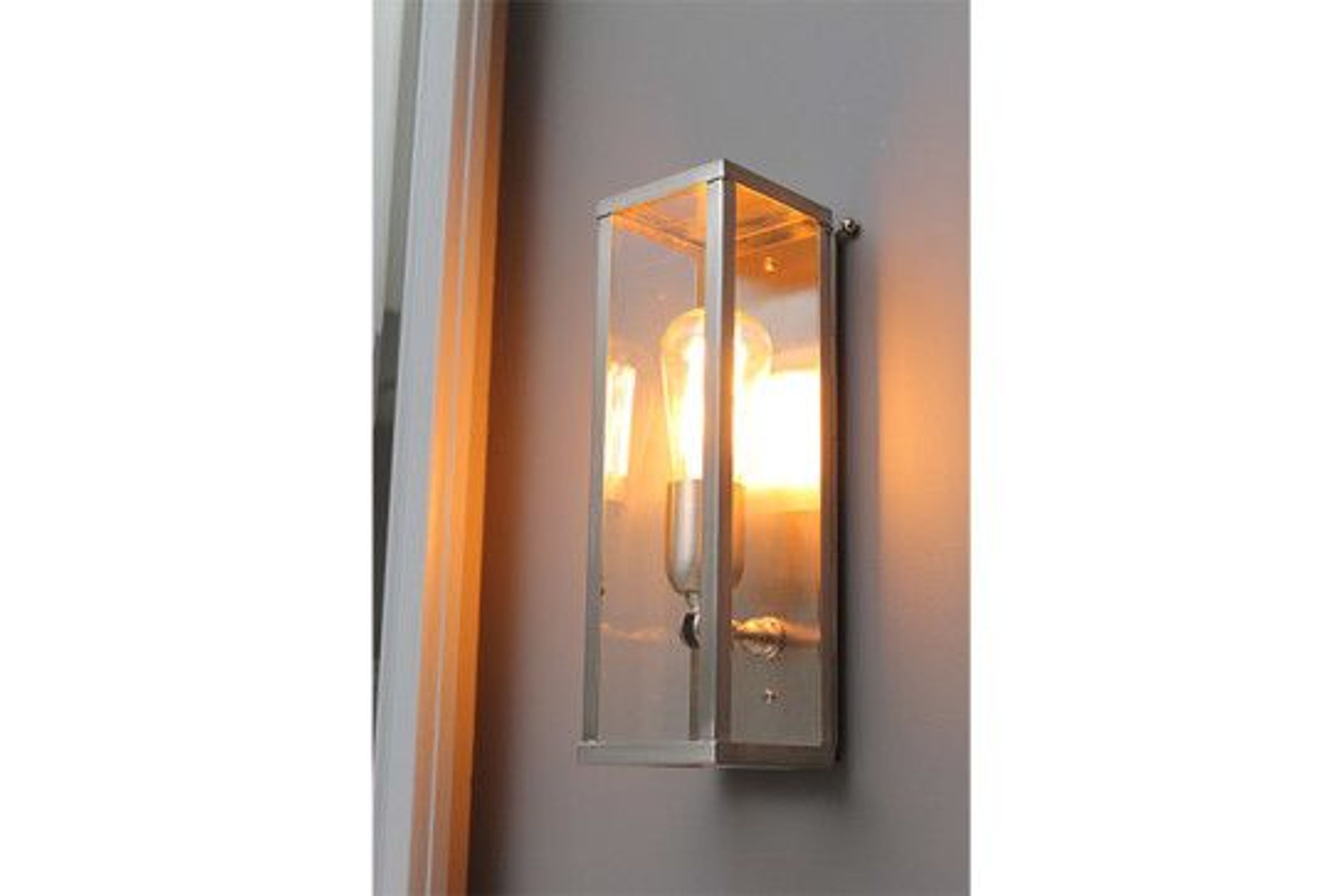 Vitrine Outdoor Wall Lantern - Small