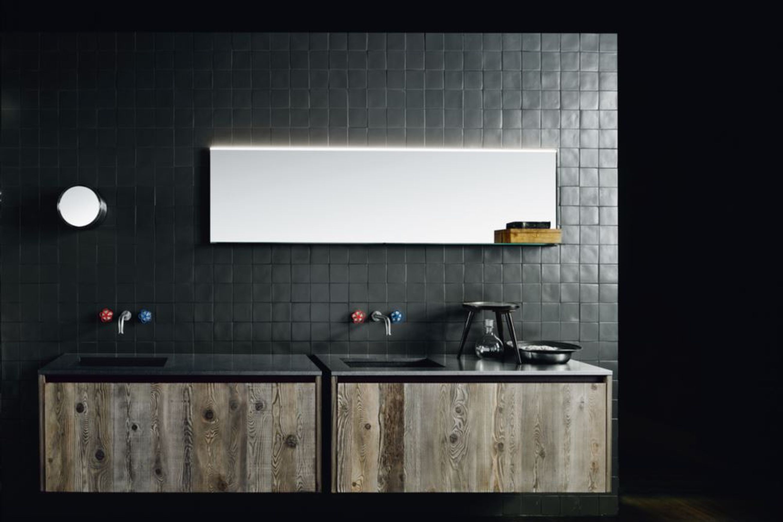 LED Line Mirror by Boffi
