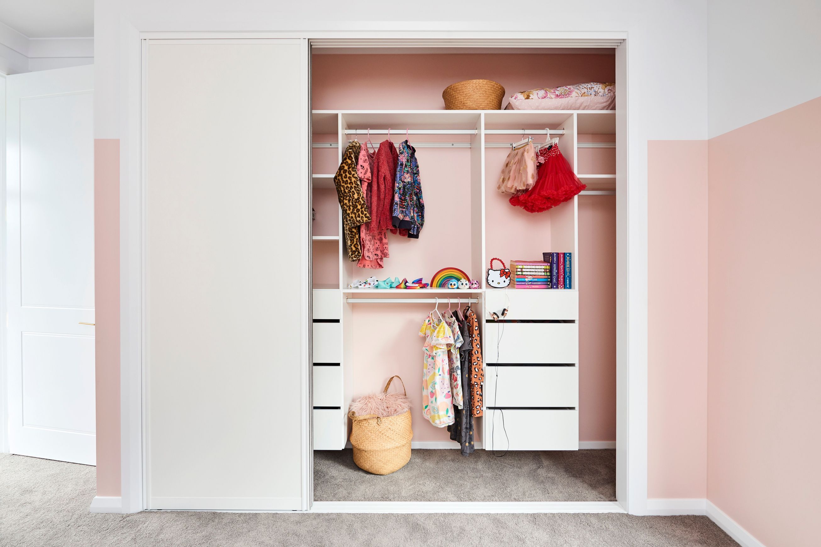 Custom Traditional Wardrobe