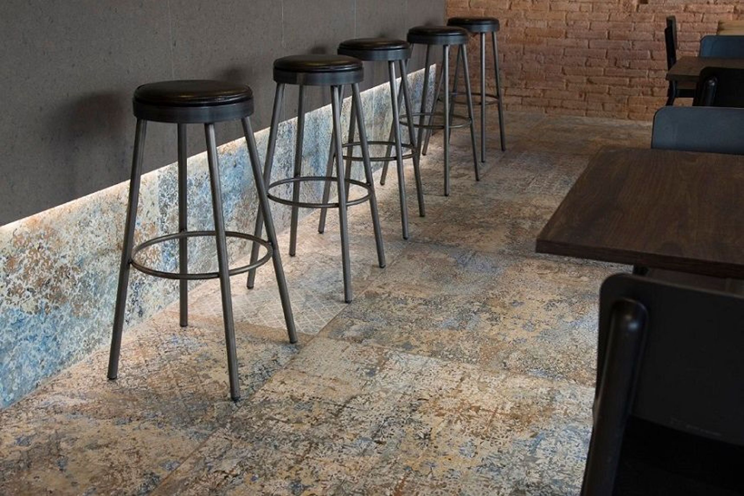 Carpet Vestige Tile Series
