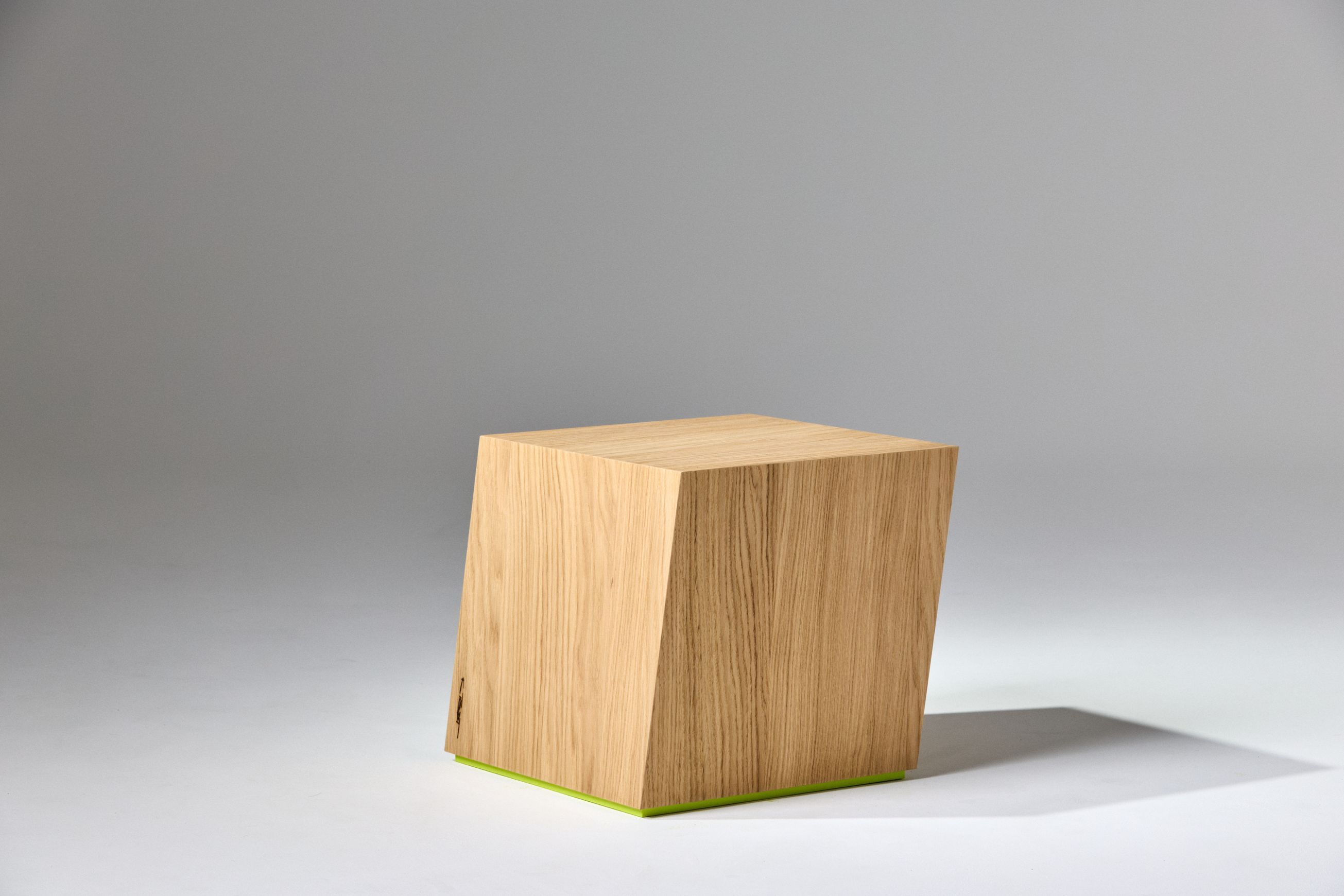 Mono Tilt Stool & Side Table