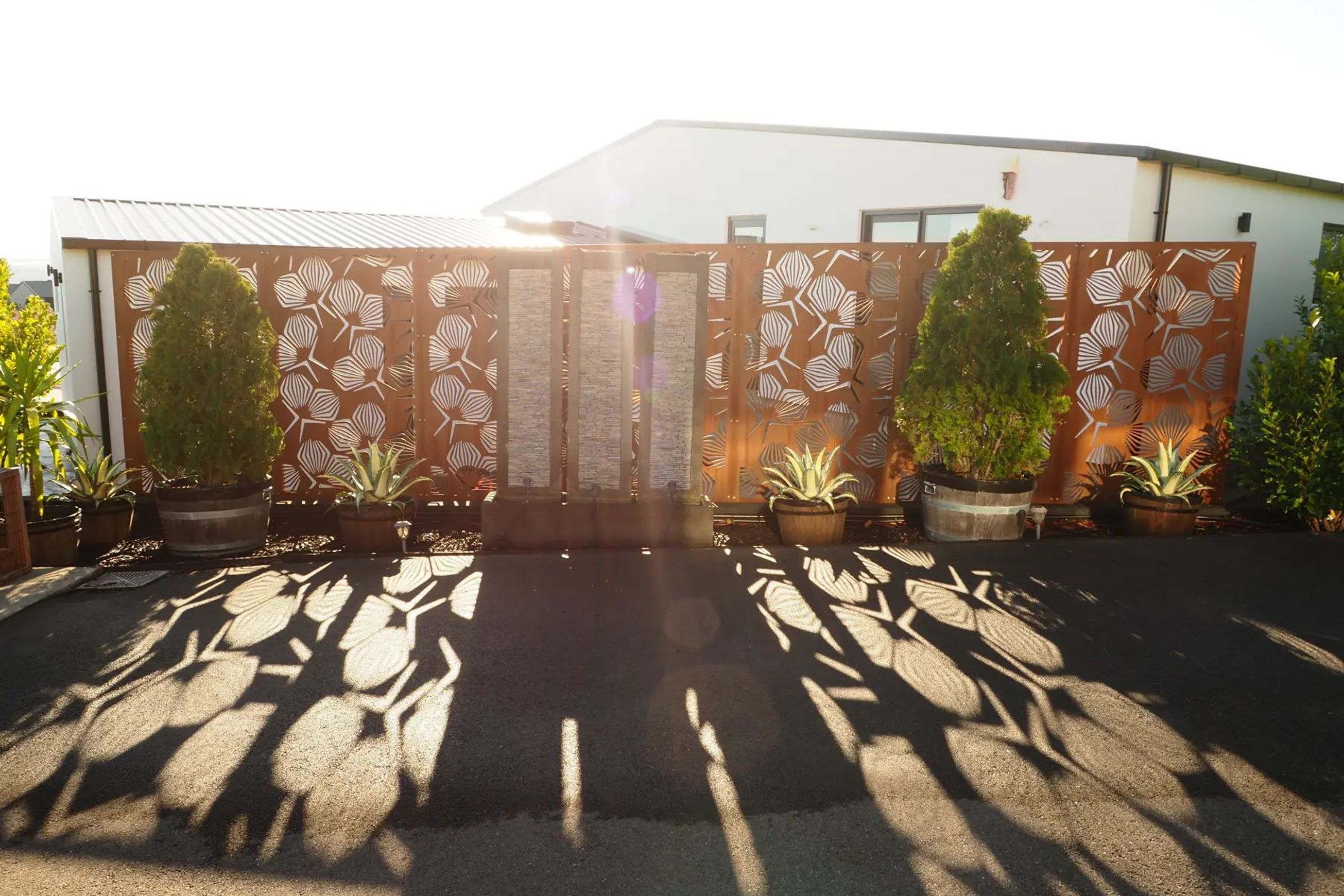 Privacy Screen & Fence Panel - Geometrical Flower