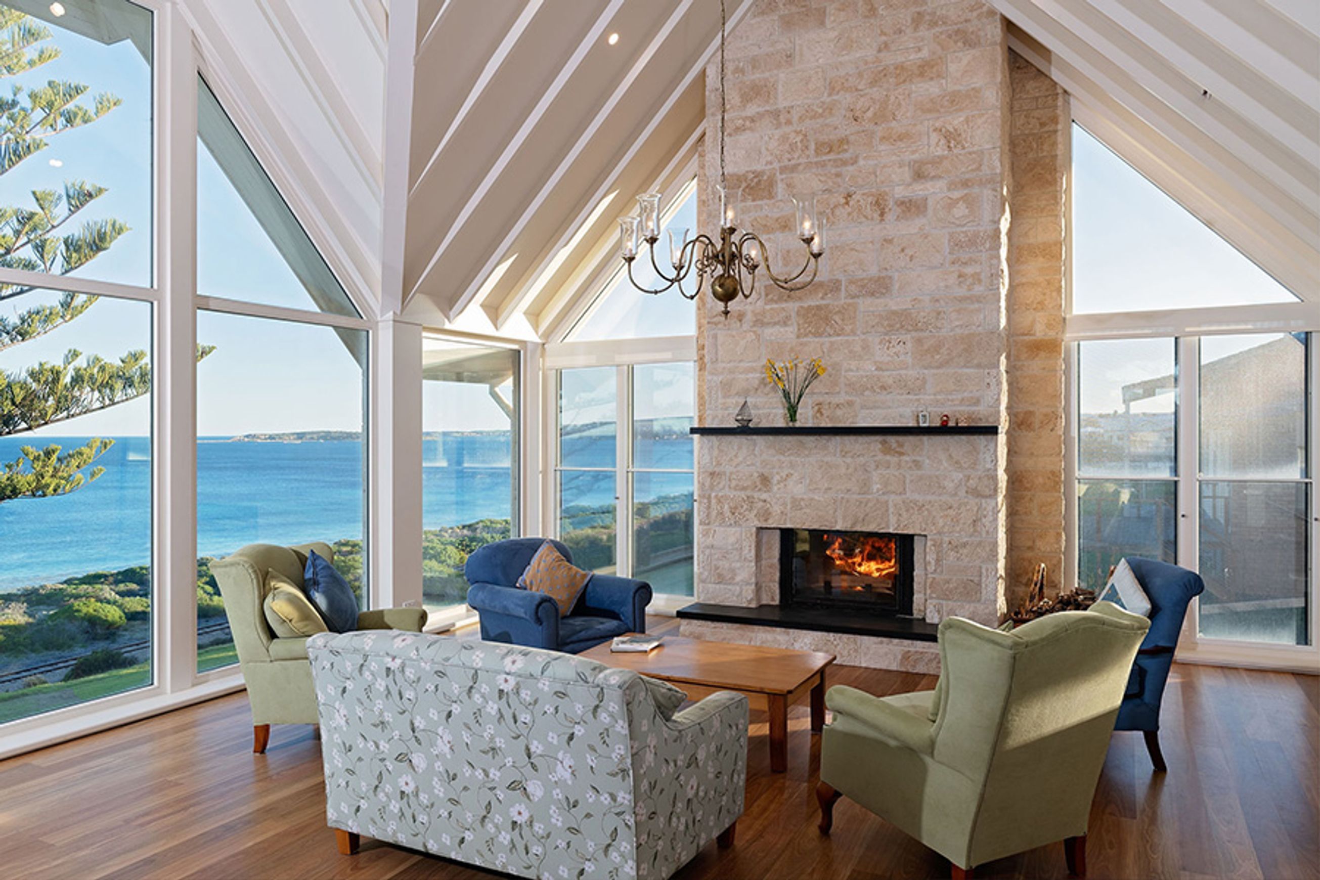 Timber | Shaped Windows