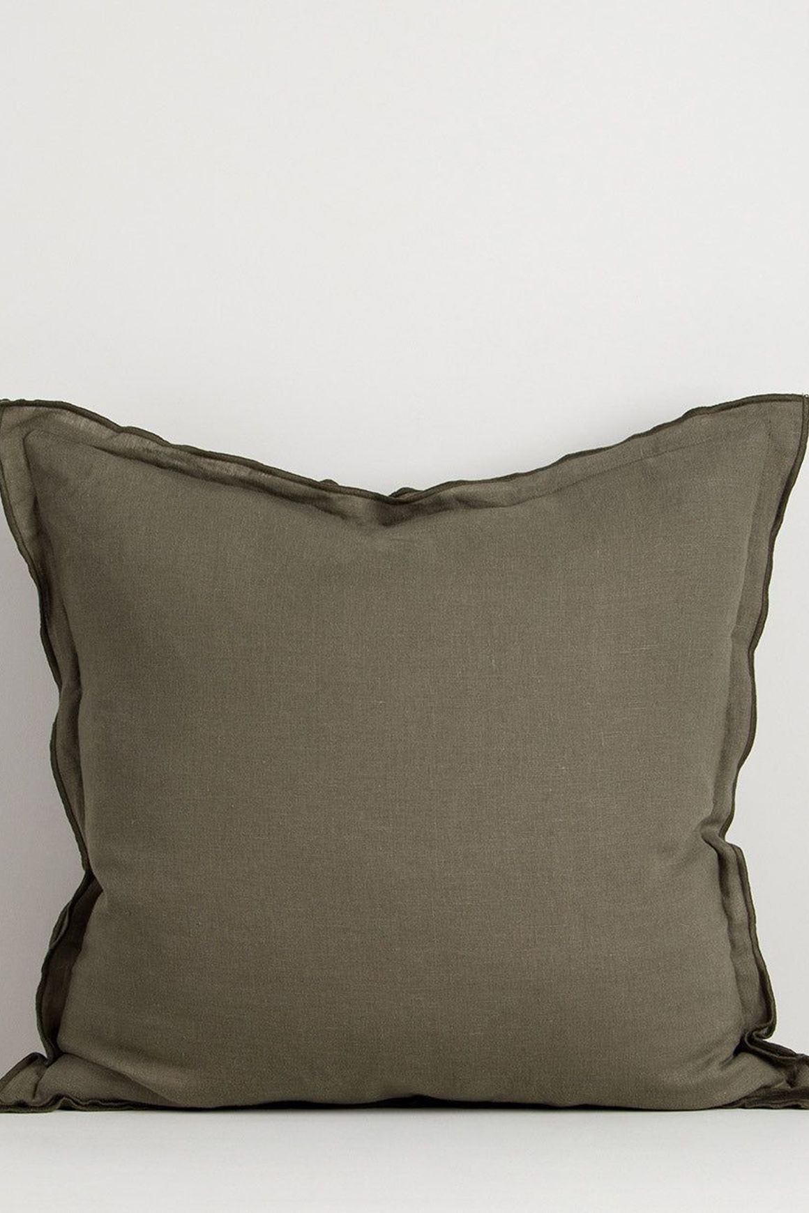 Baya Linden Cushion - Olive