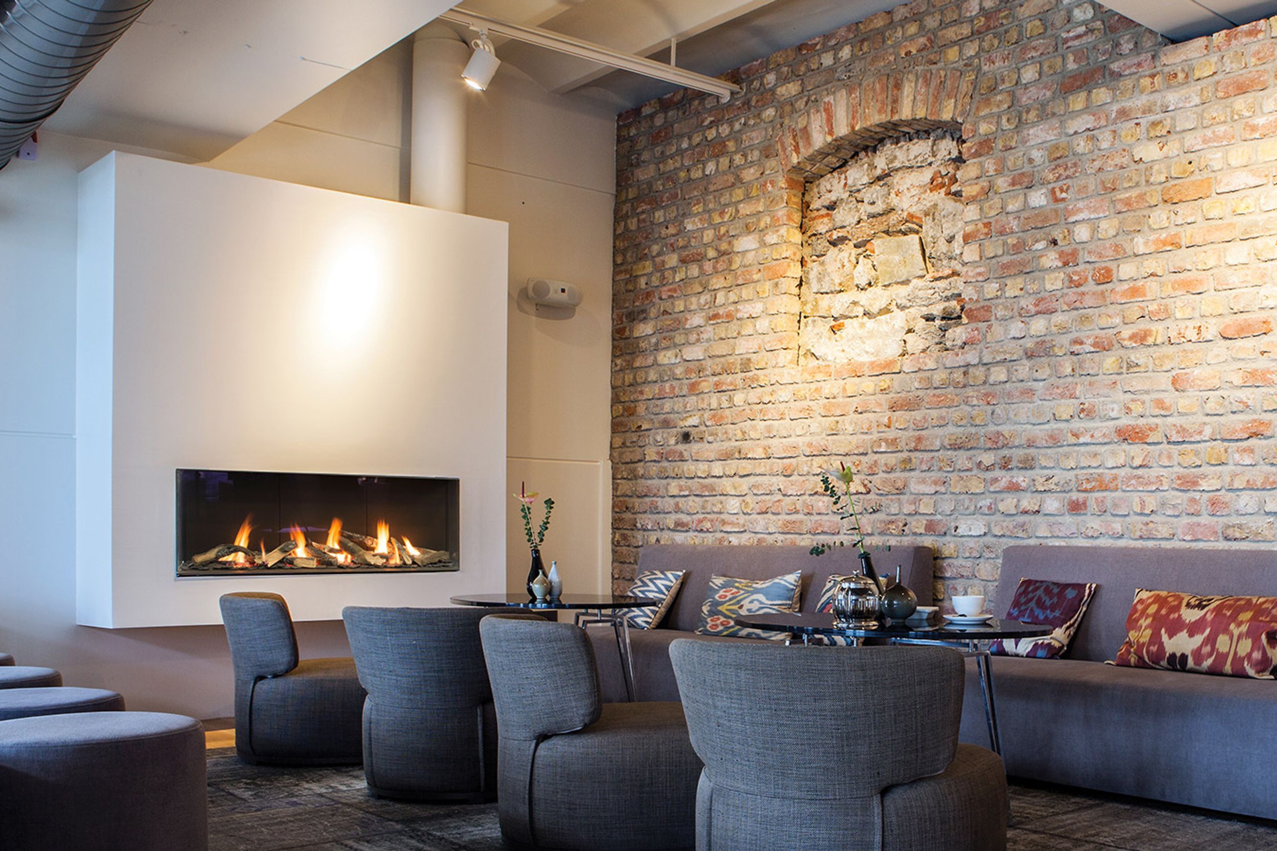 Planika Valentino F Gas Fireplace