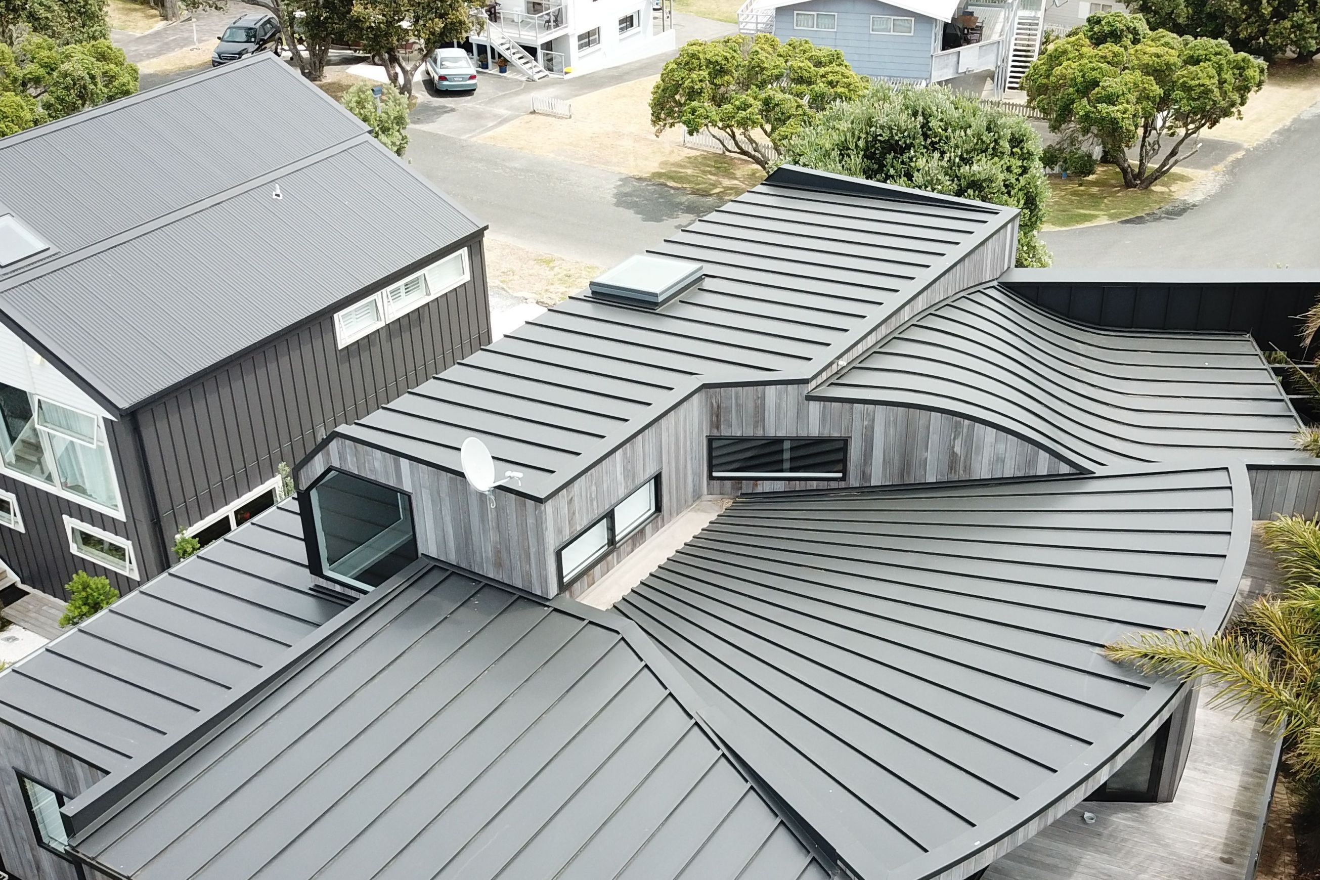 Smart Tray Standing Seam Batten Cap Roofing