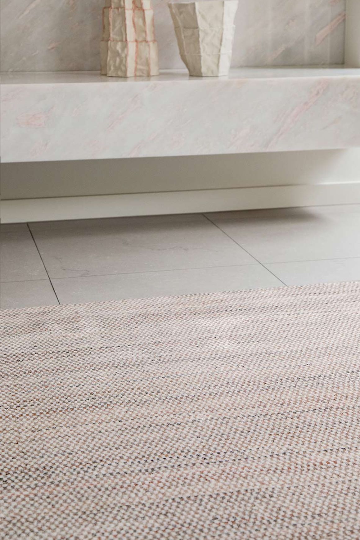 Mystique Rug | Ivory/Rust