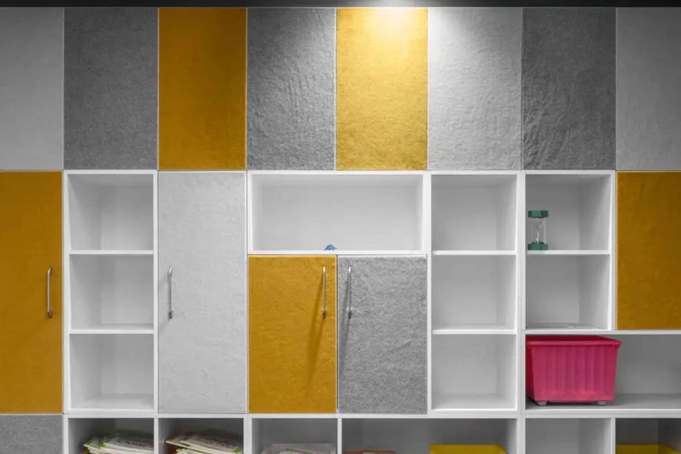 Vertiface Fabric Wallcovering