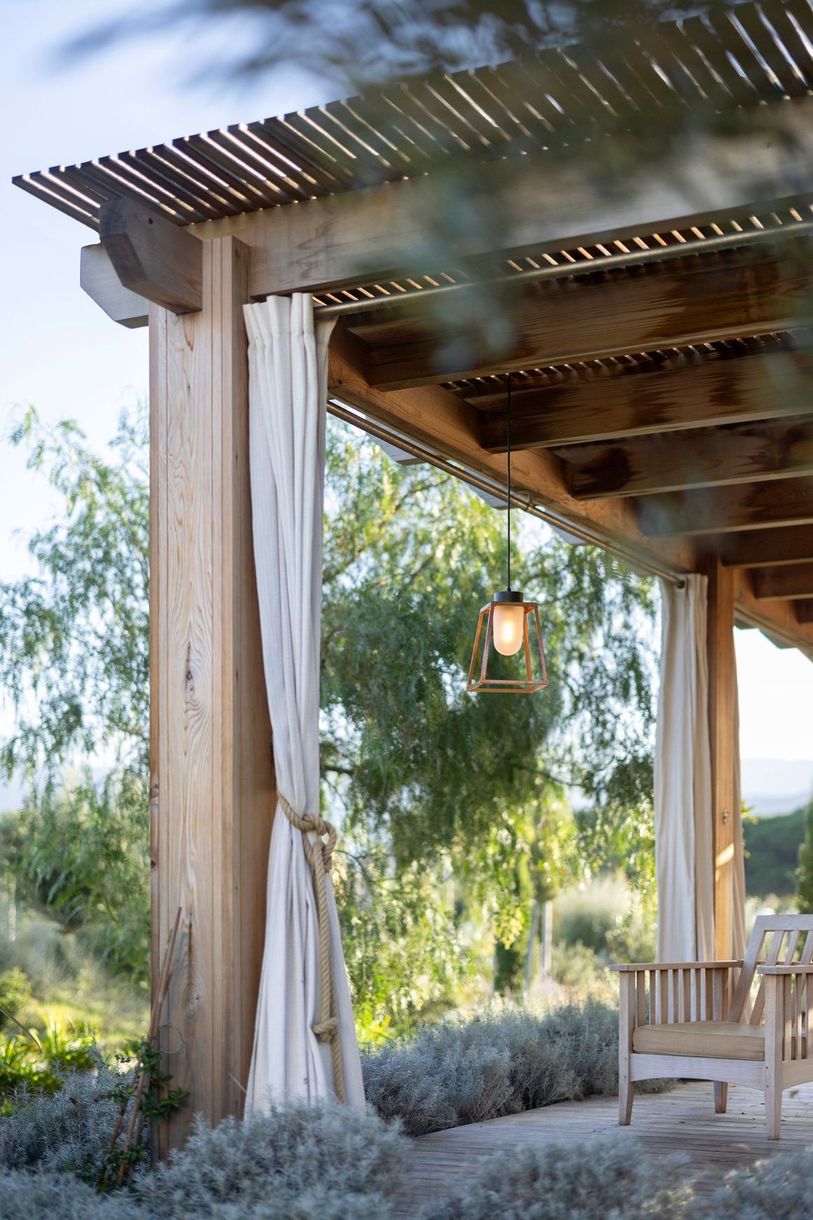Lampiok 1 Model 4 Outdoor Pendant