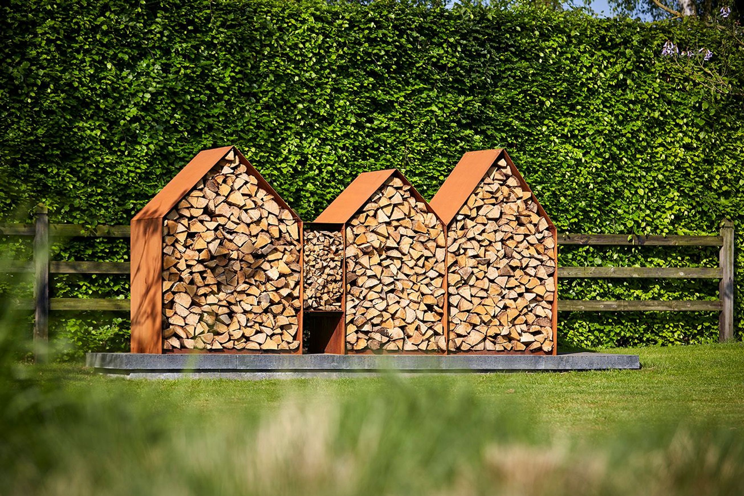 RB73 Wood Storage Bruges