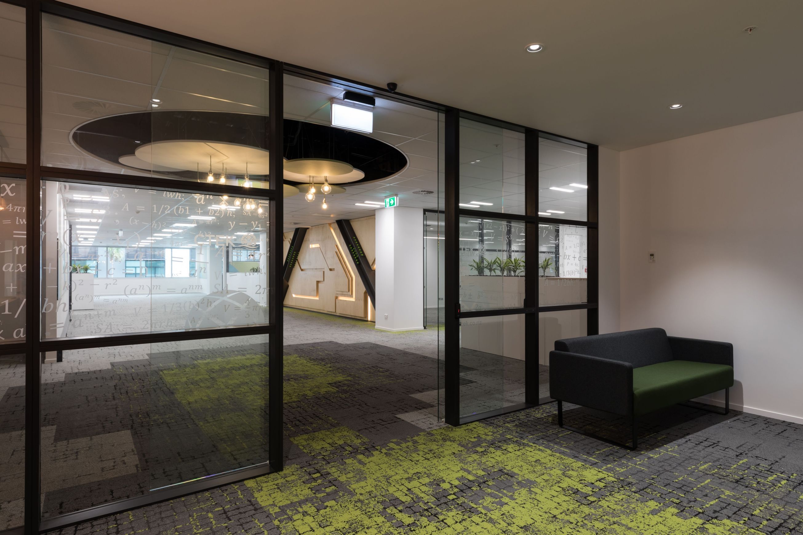 E Series 105 Aluminium Partition System
