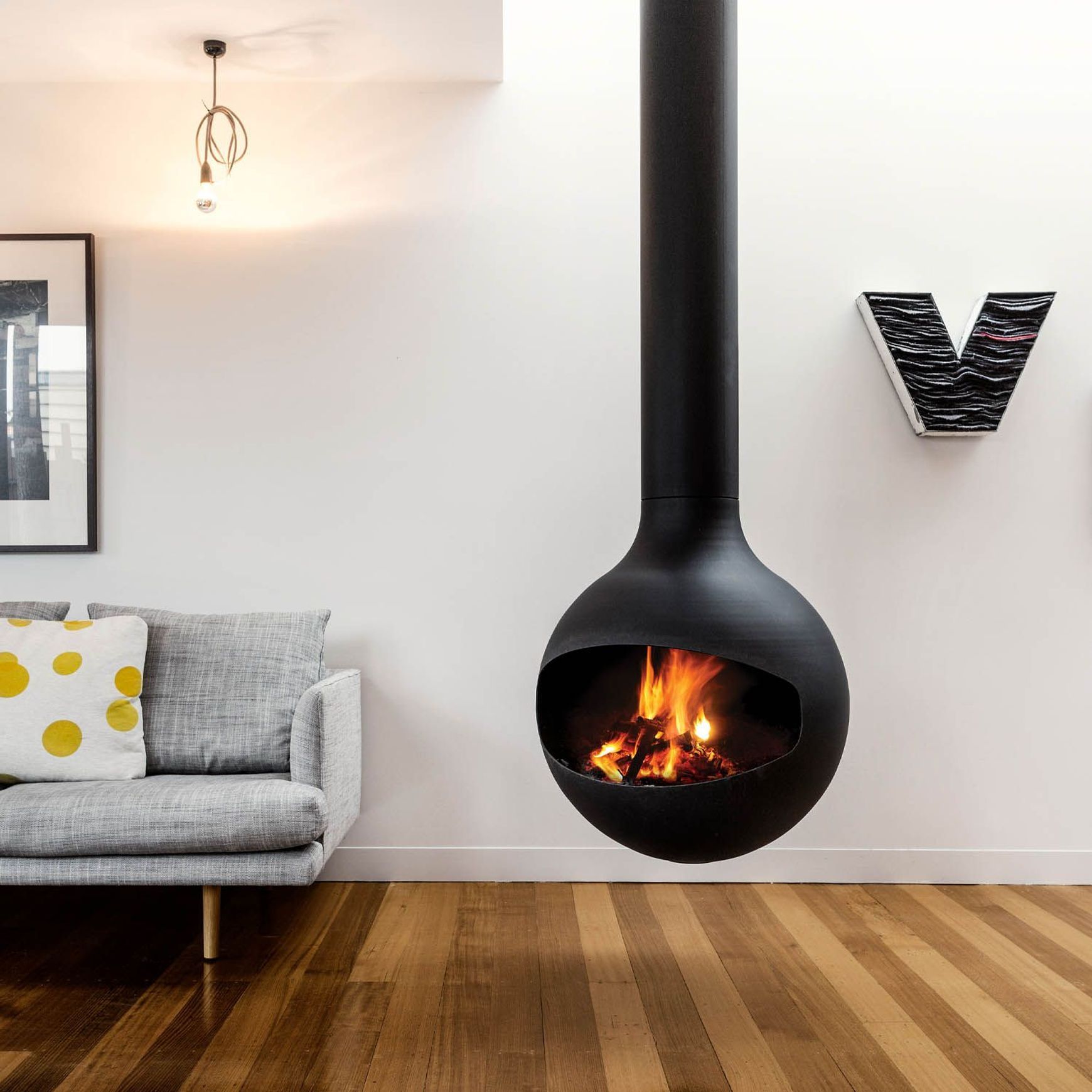Bathyscafocus - Suspended Fireplace