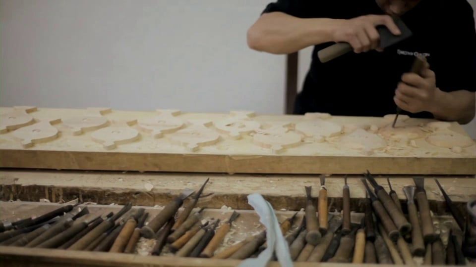 Handcarving