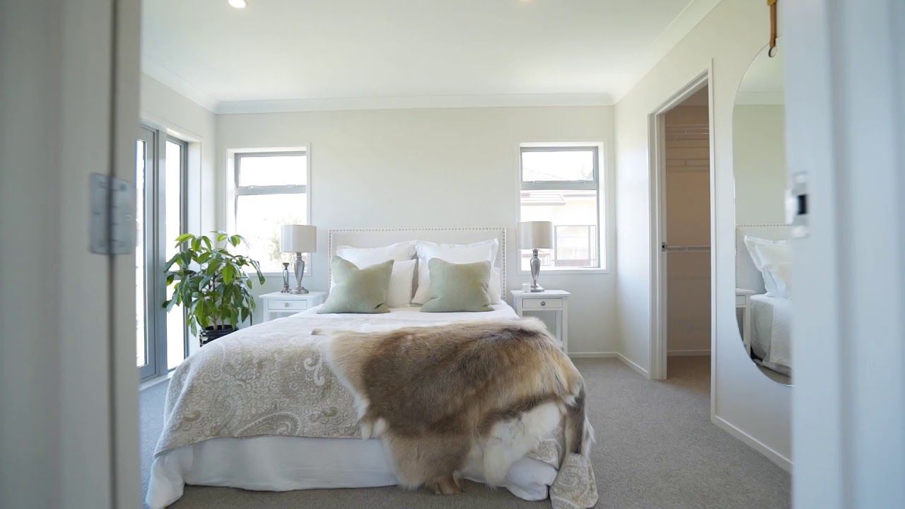 Buckland Beach House video