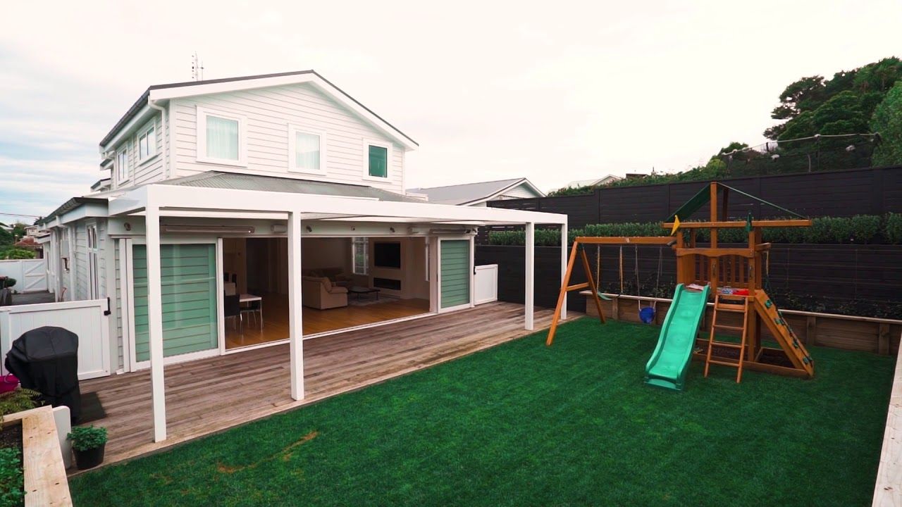 Altus Window Systems - Showcase: New Build - Westmere, Auckland video