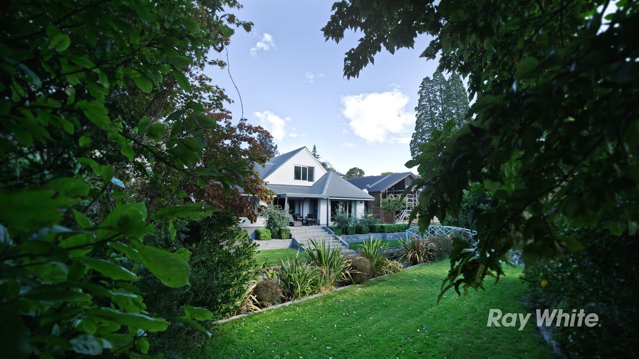 Ray White - 12 Sycamore Place