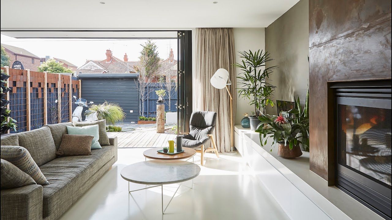 St Kilda East House video