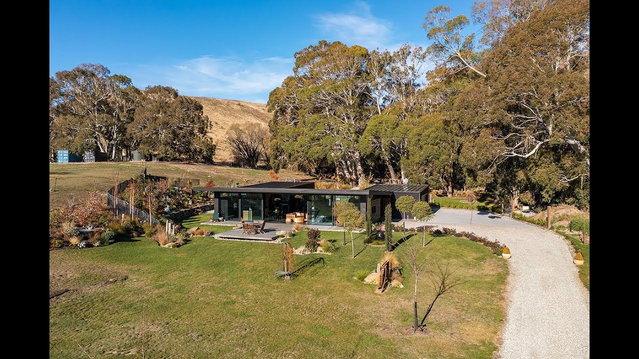 Tour of The Gums House | Gary Todd Architecture video