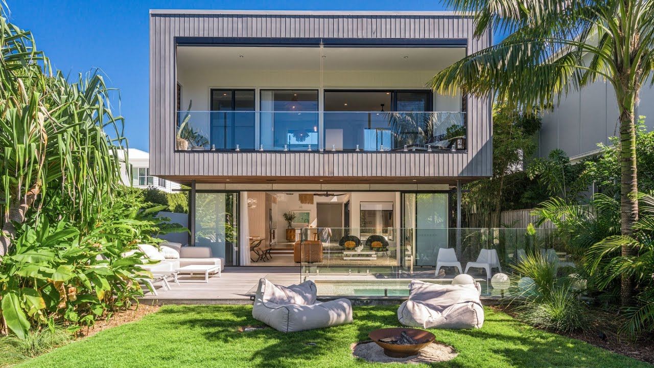 The Eclipse House