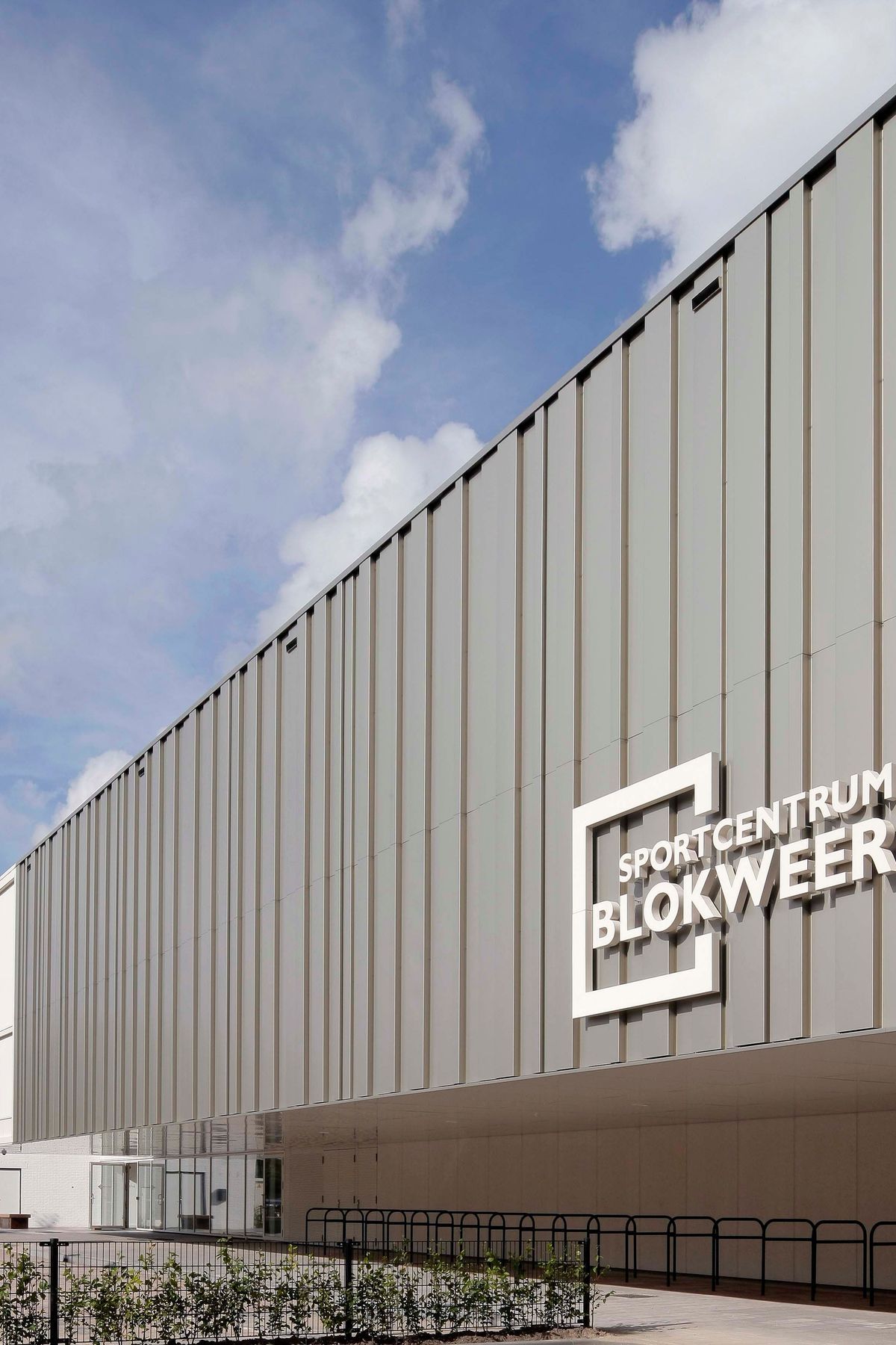 SPORTHAL BLOKWEER