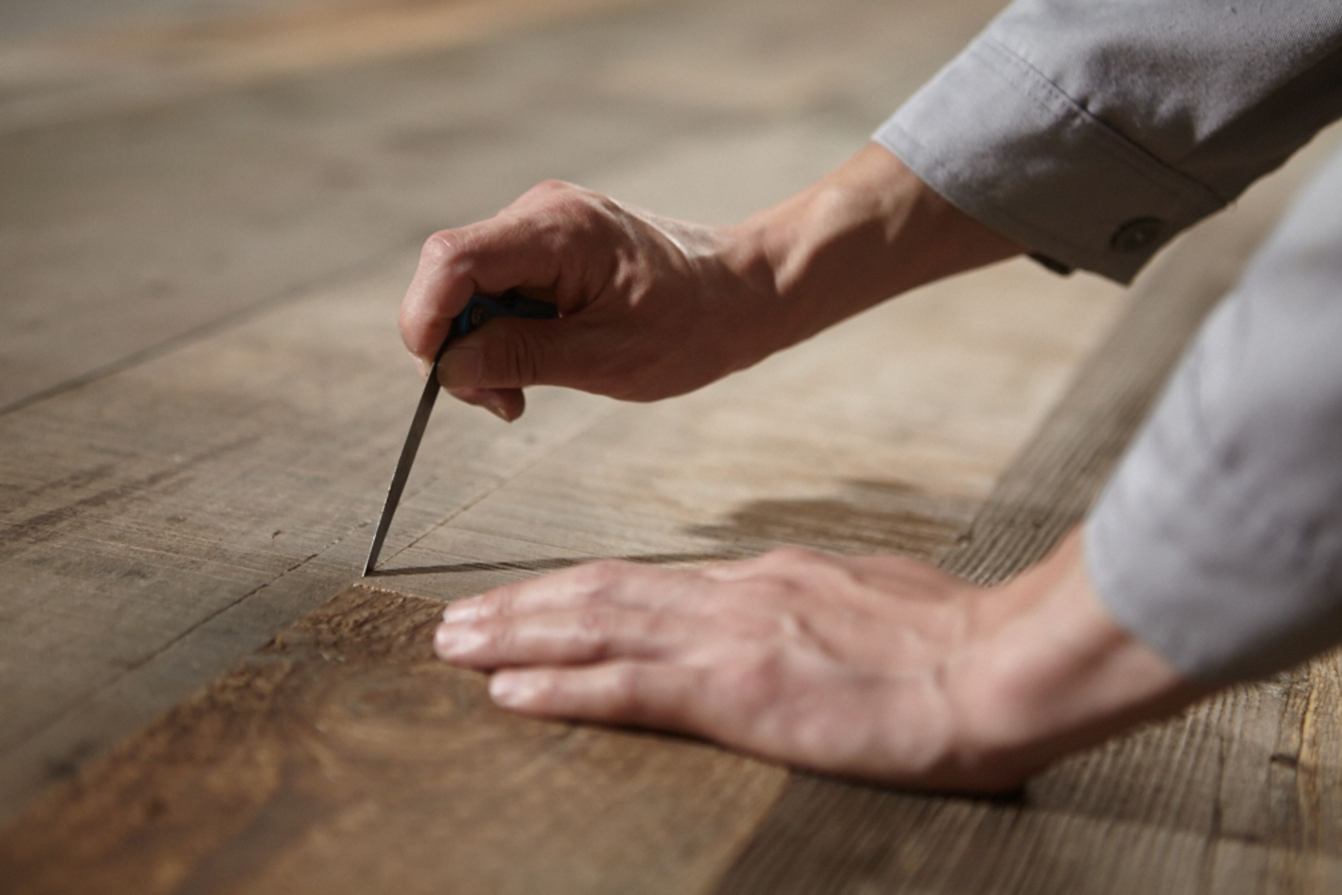 Imondi Reclaimed Oak Grey Plank