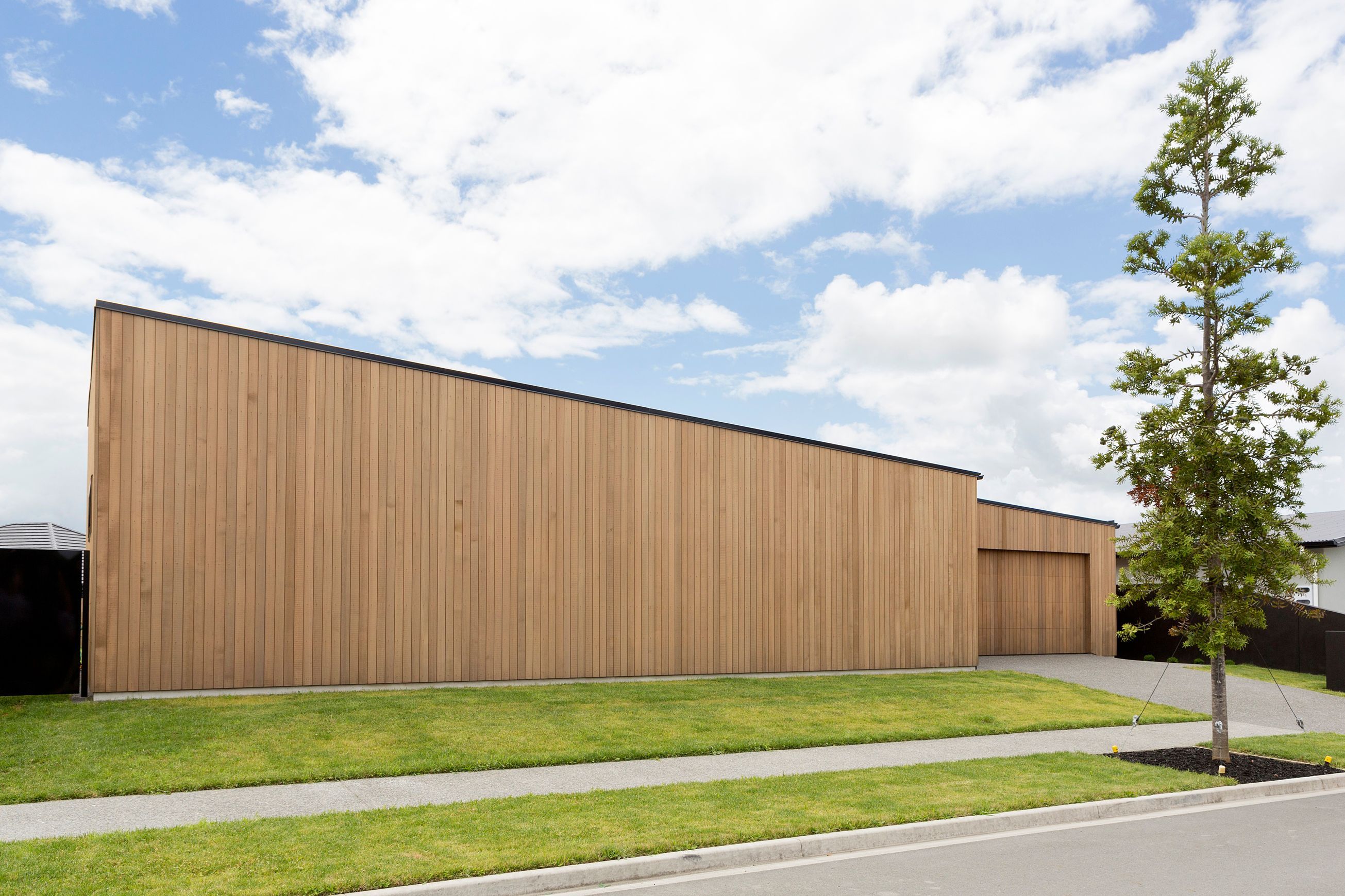 Vertical Shiplap Weatherboard System