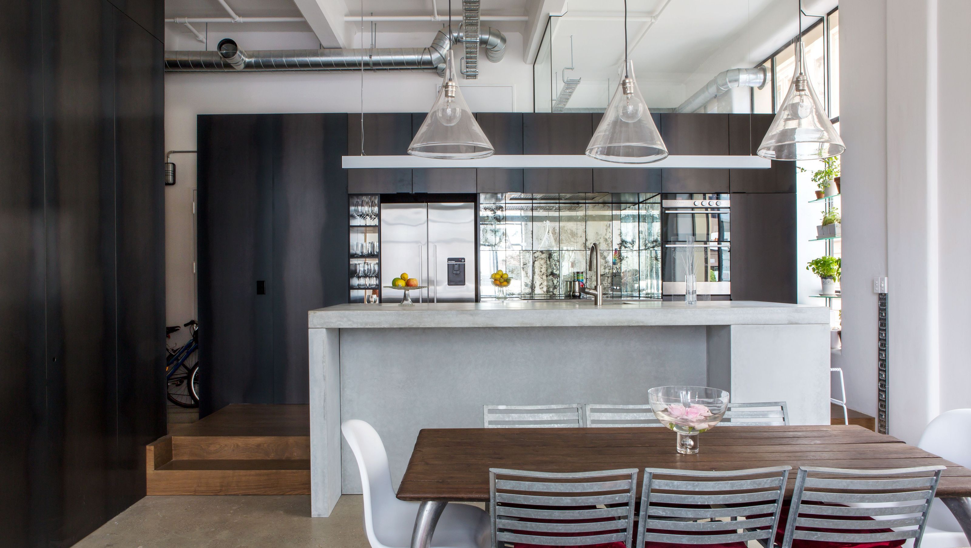 Queen St Apartment