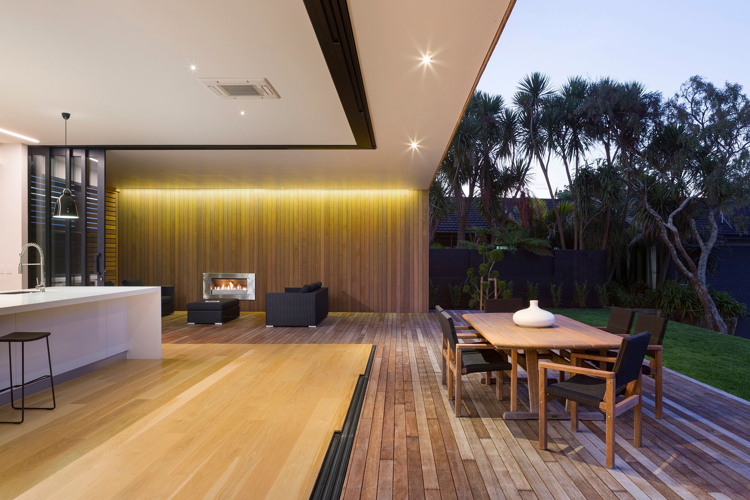 HP Solid Timber Panelling