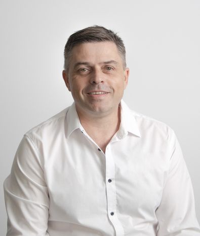 Darren Harris