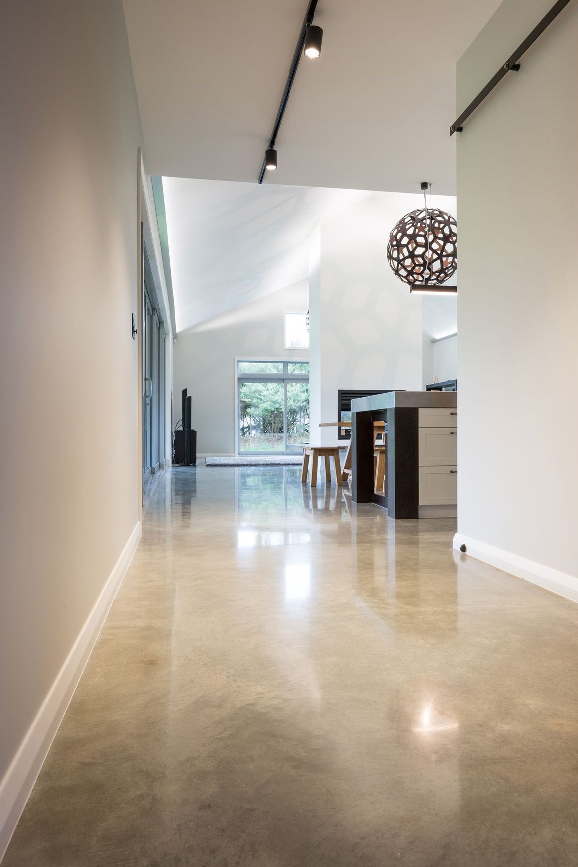 Warehouse Diamond Polished Concrete Floor