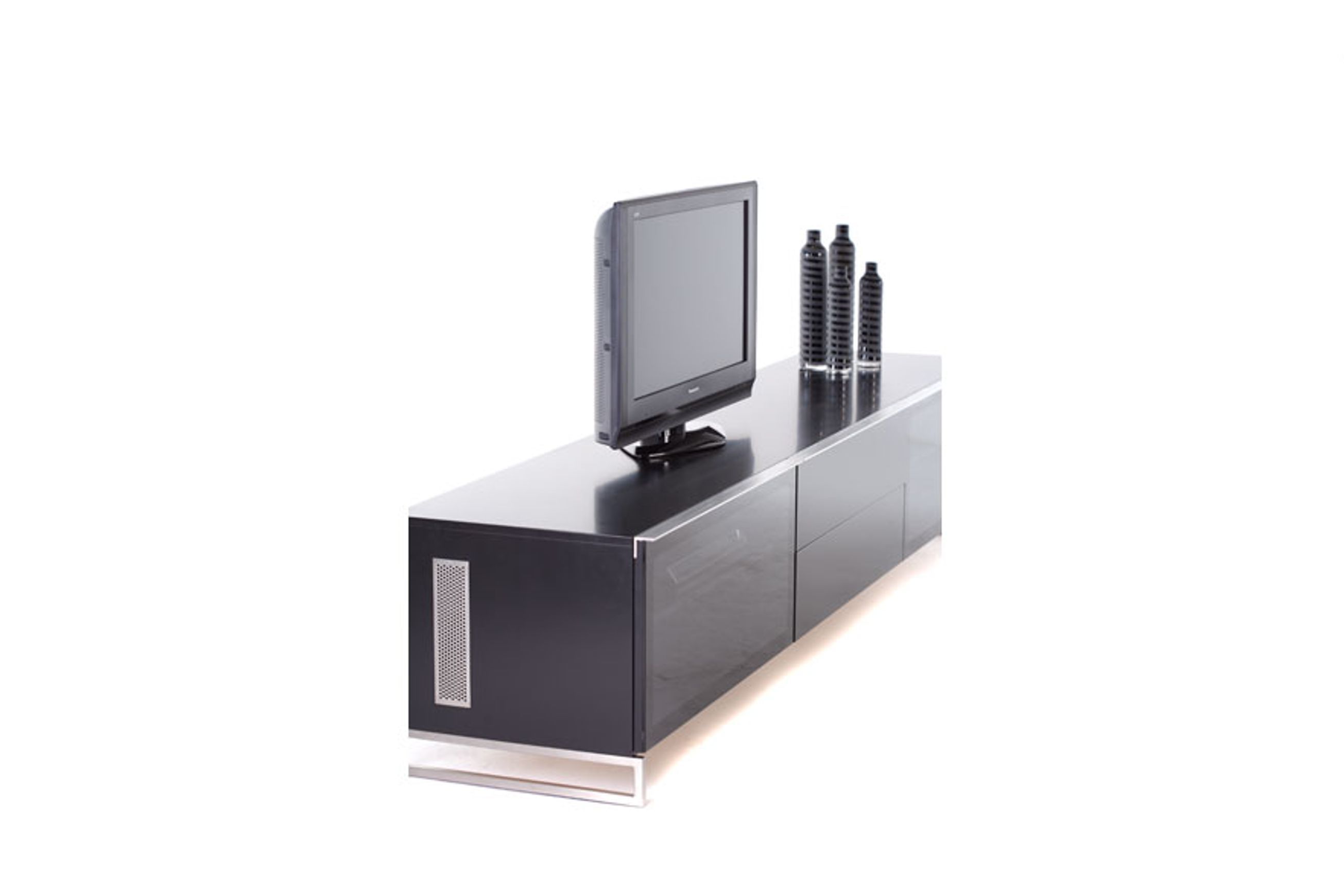 Quattro Entertainment cabinet