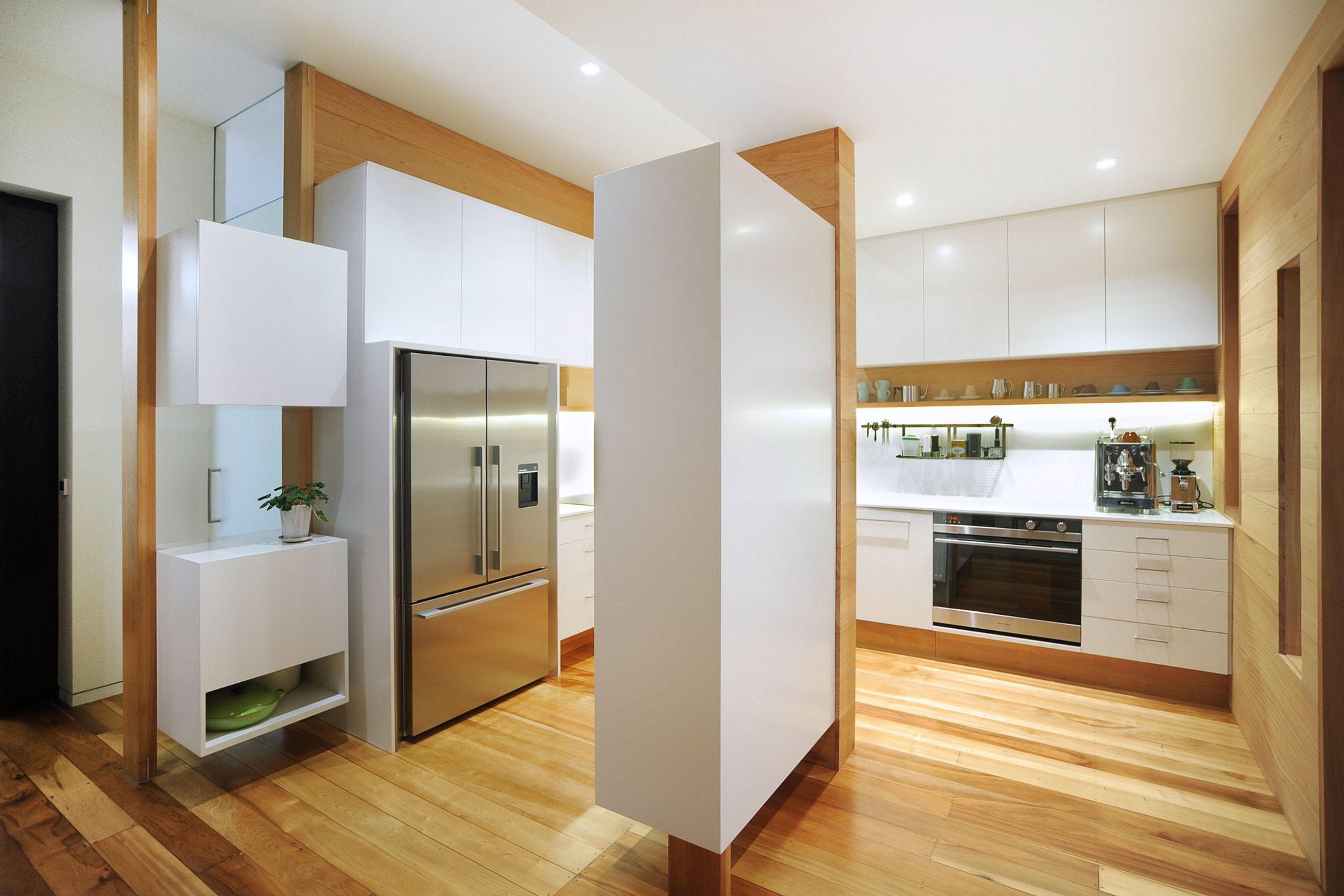 Contemporary kitchens