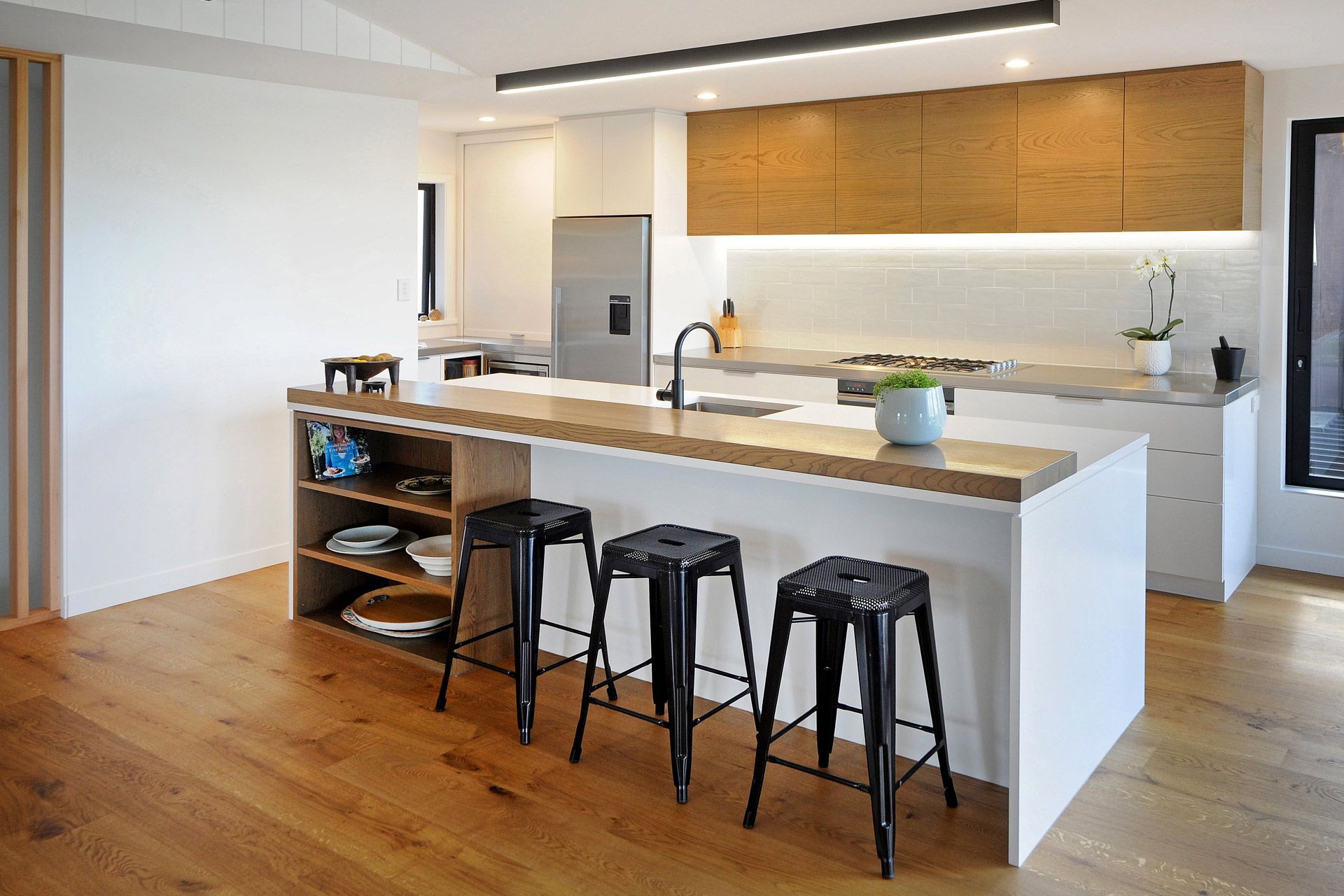 TAKAPUNA KITCHEN