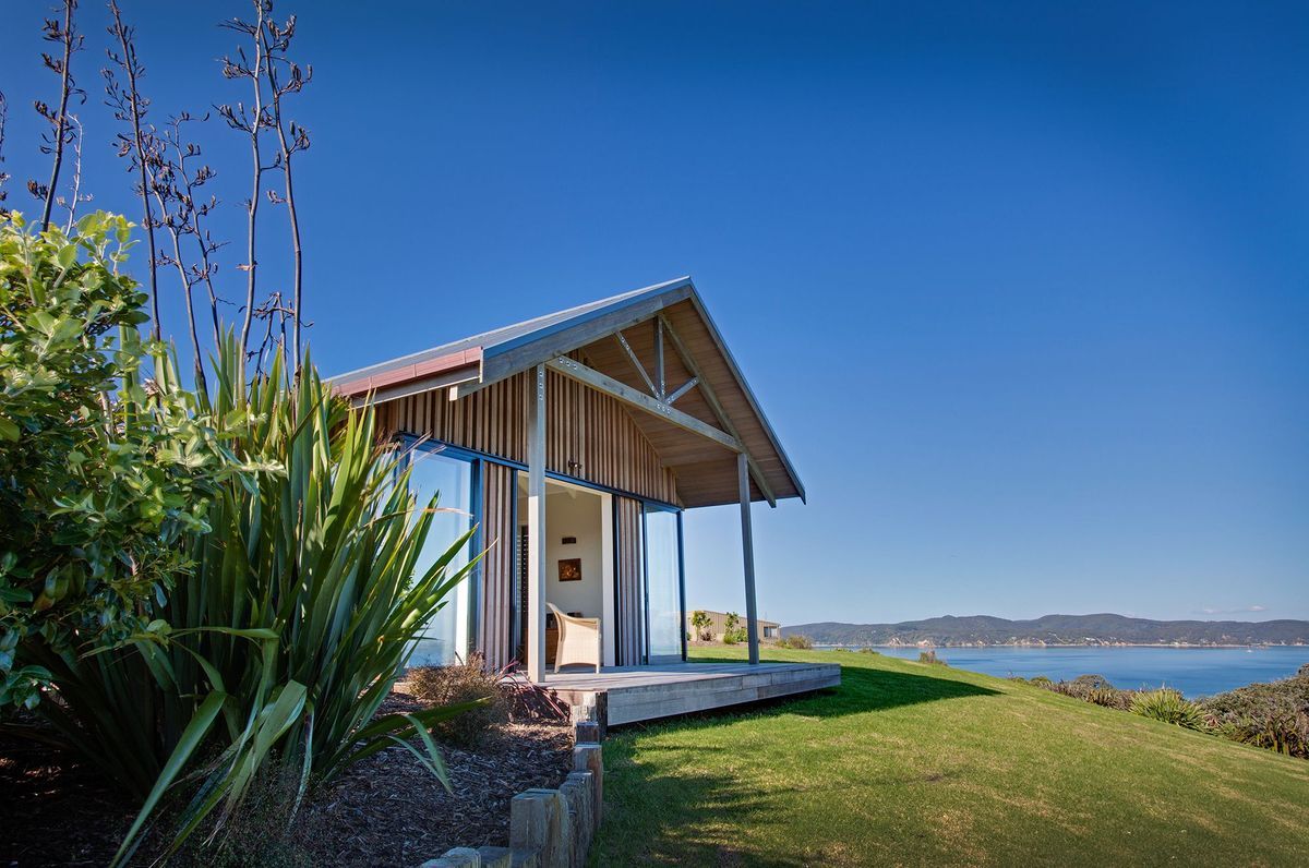 Tawharanui House