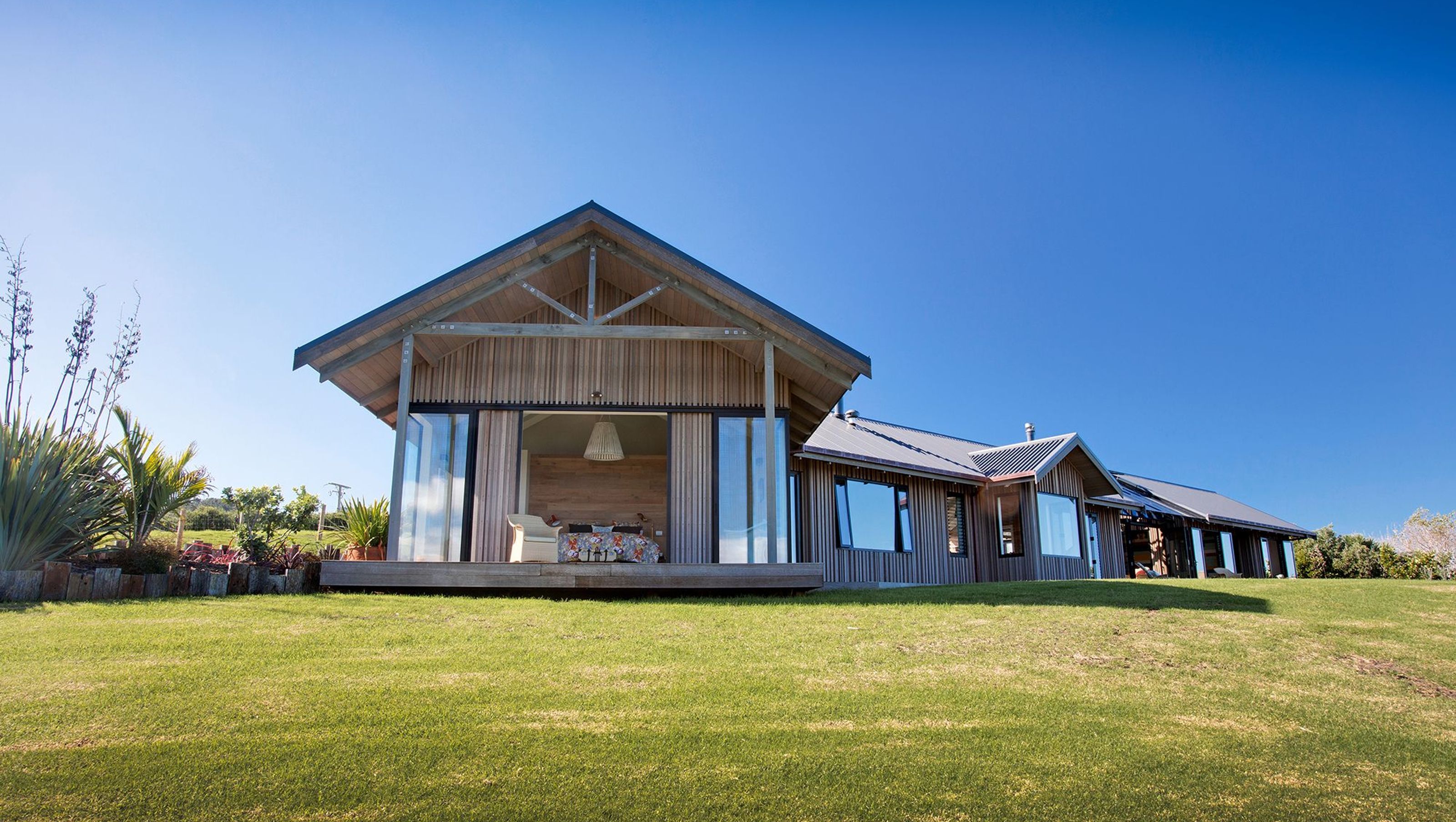 Tawharanui House