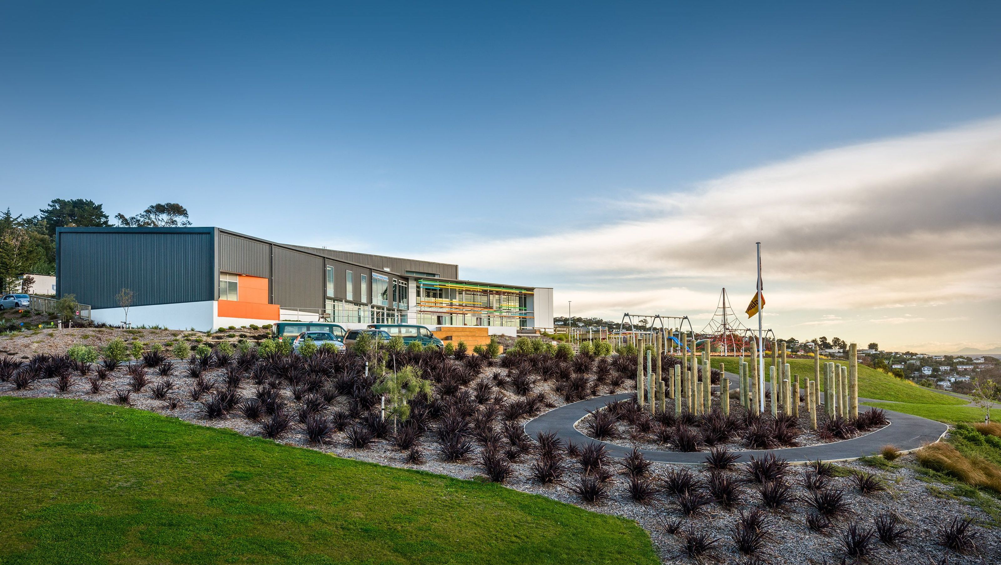 Stand / Te Puna Waihora