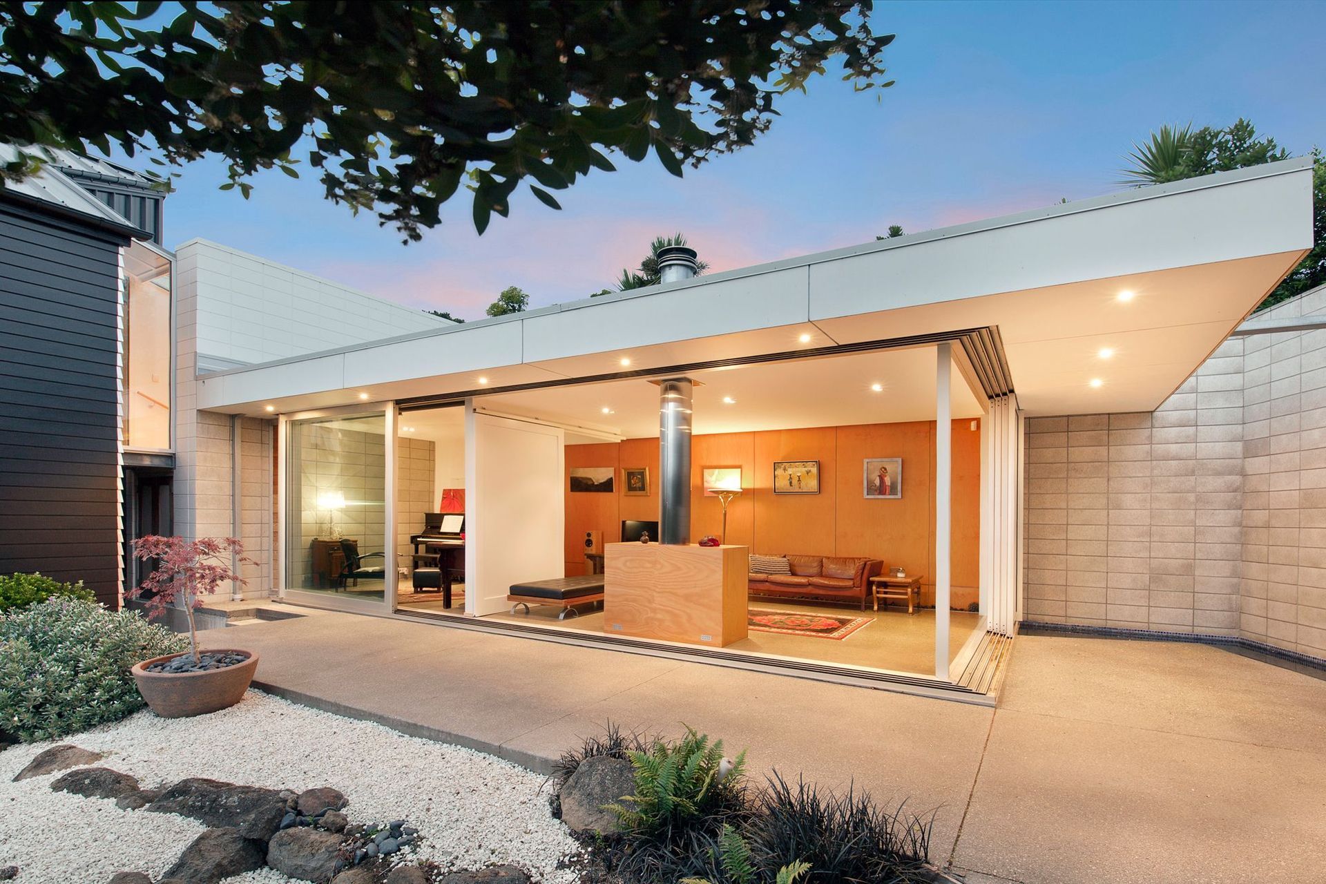 Sumner Home