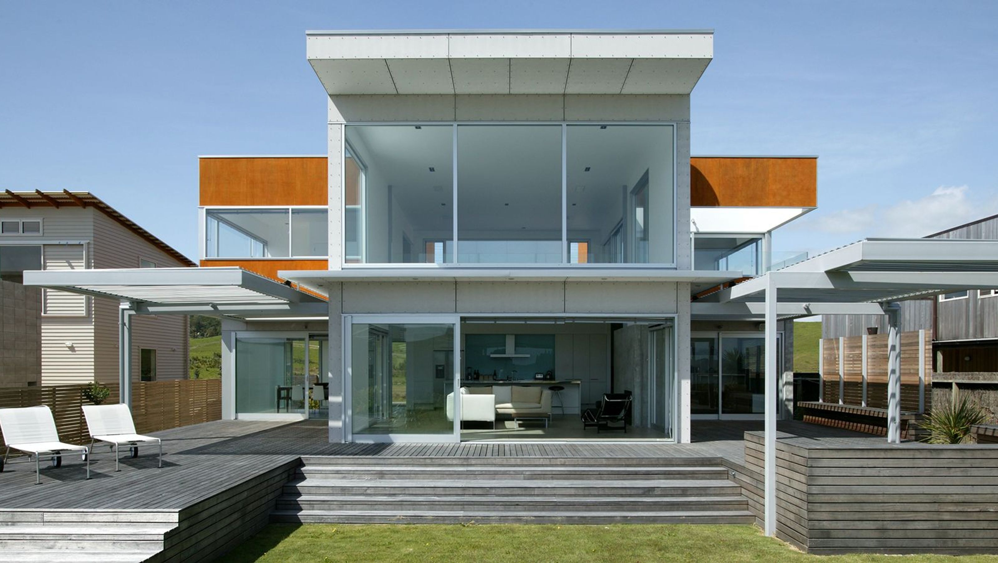 Omaha Beach Holiday House
