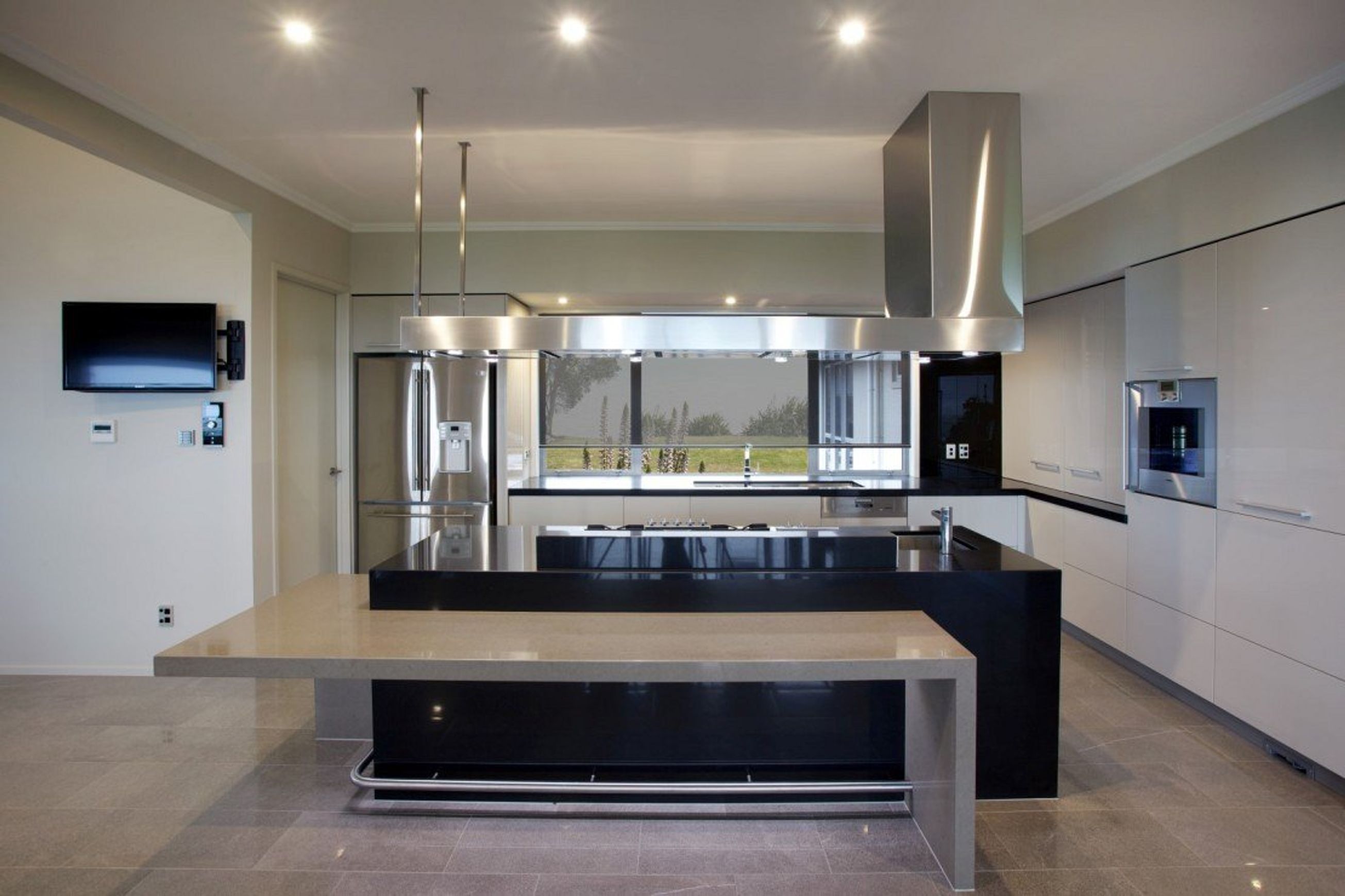 Contemporary / Modern Kitchens