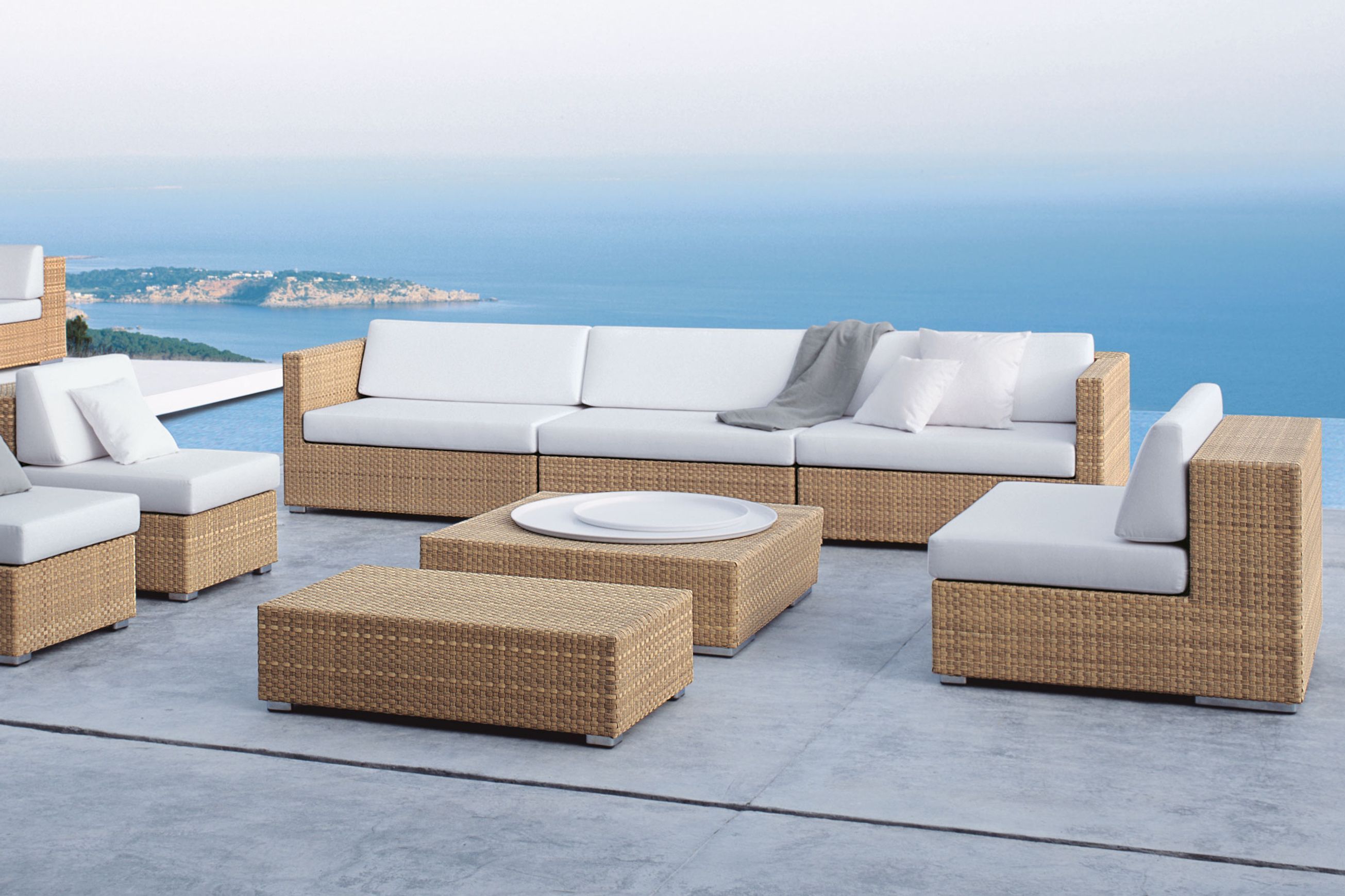 Lounge by Dedon