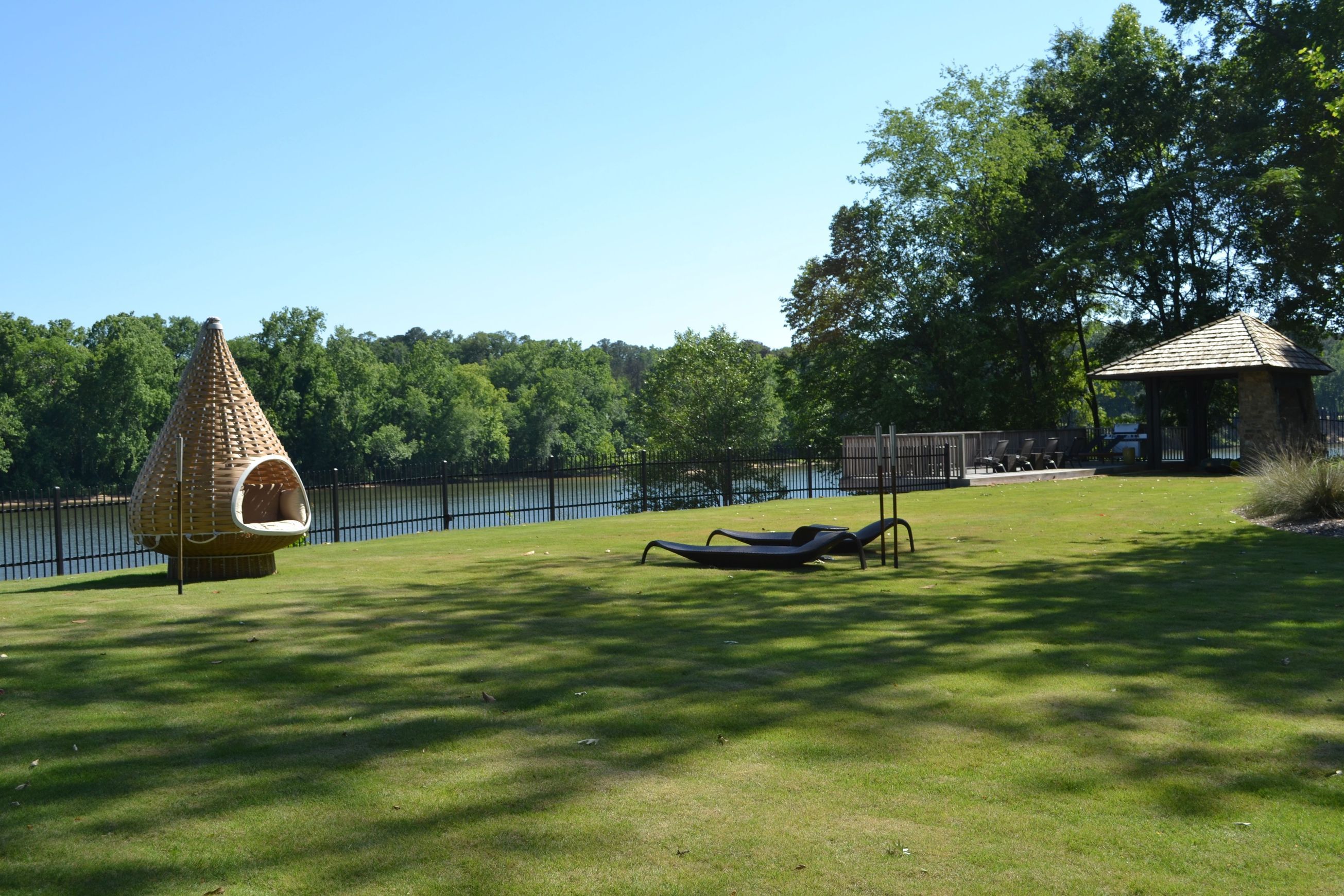 Nestrest Outdoor Lounger by Dedon