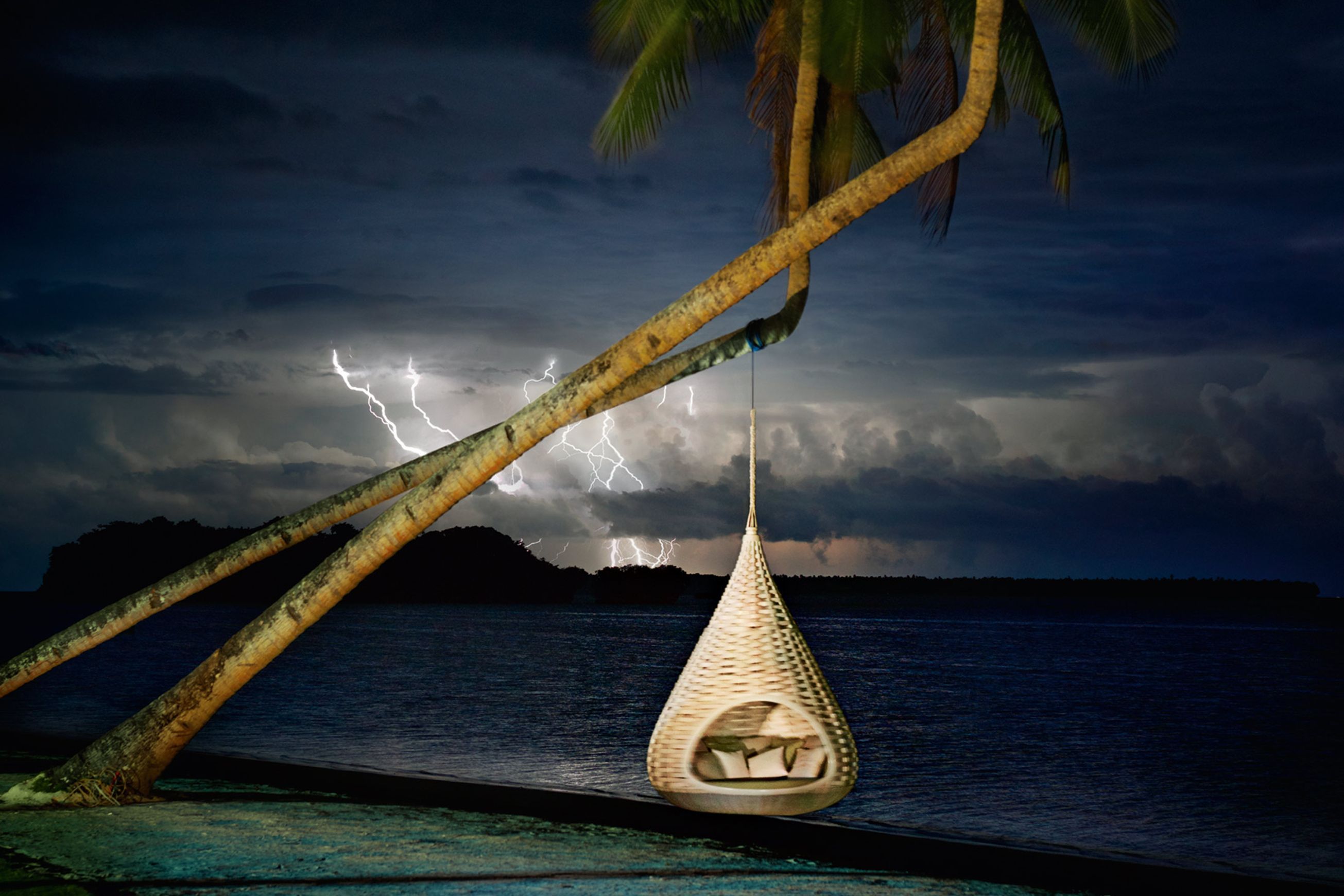 Nestrest Outdoor Lounger by Dedon