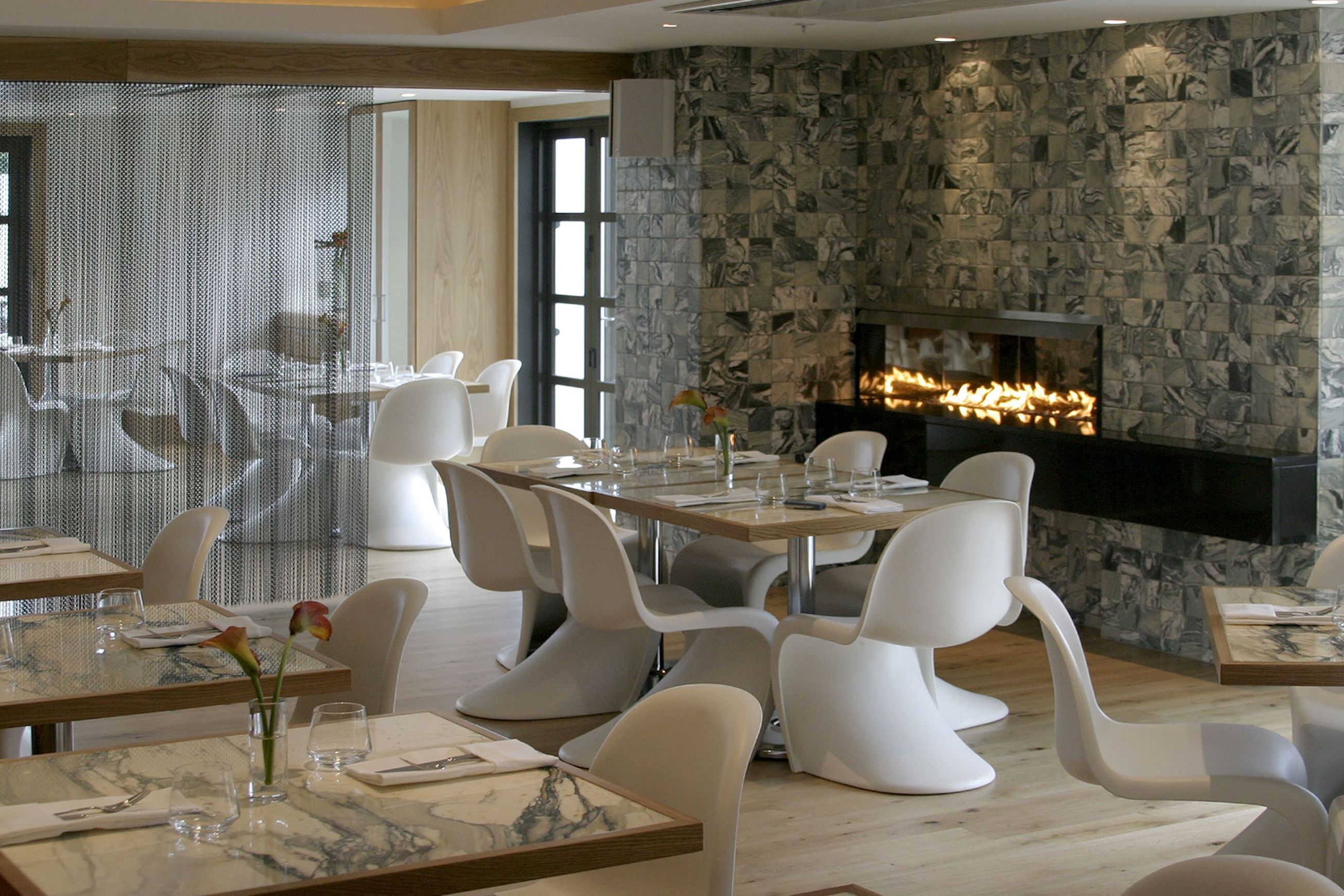 Eastside Nova Fireplace