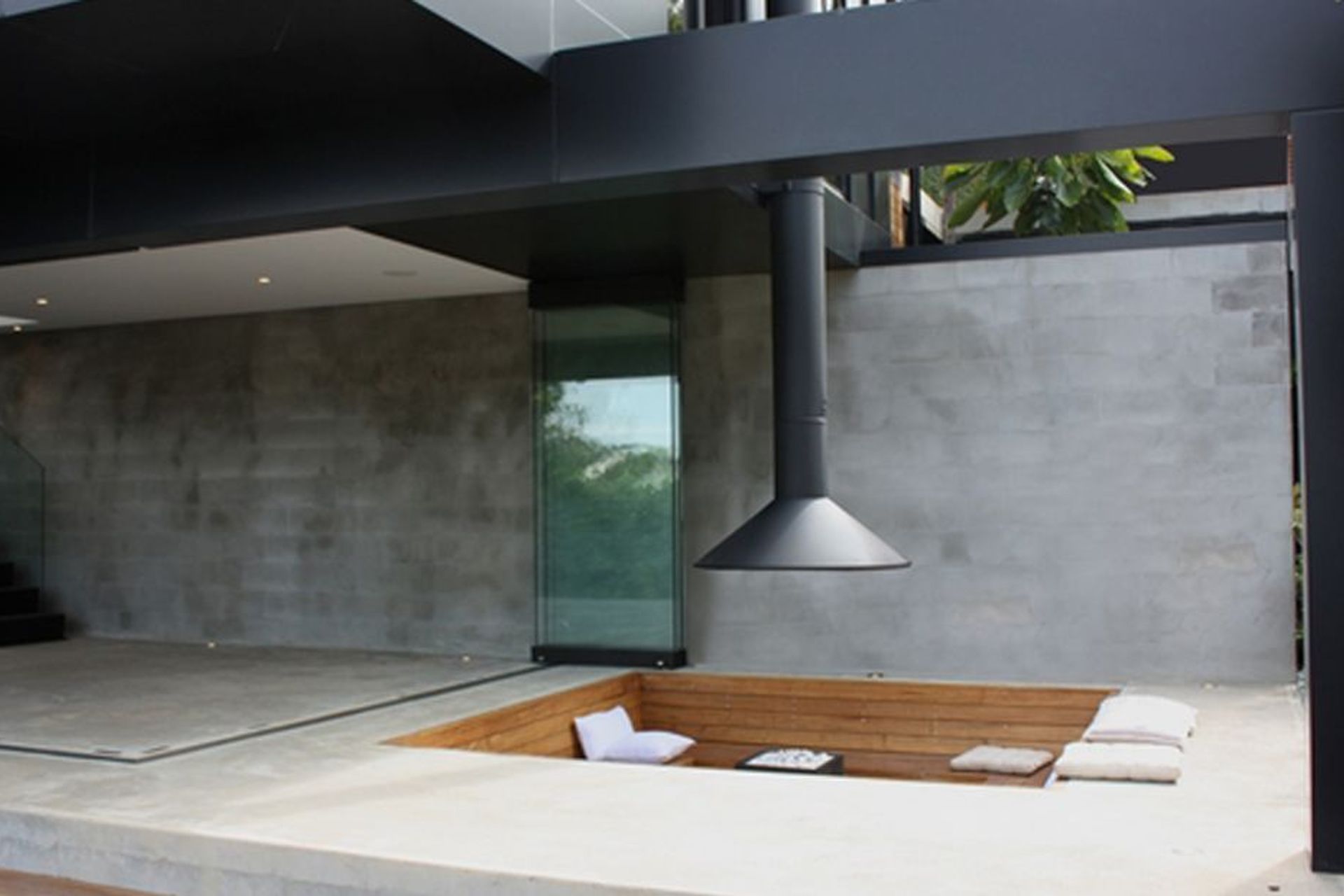 FIRE PIT