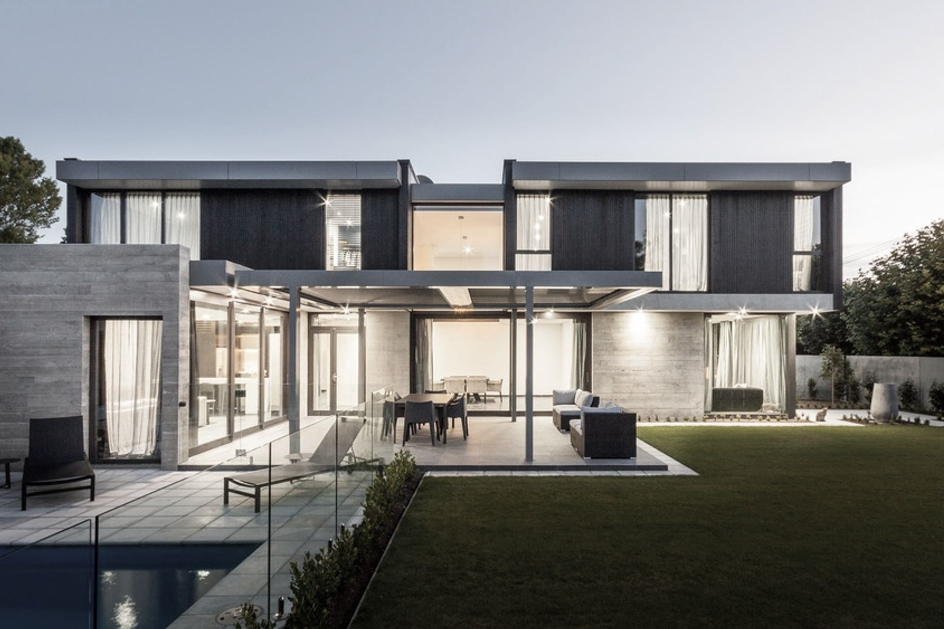 GARDEN ROAD HOUSE