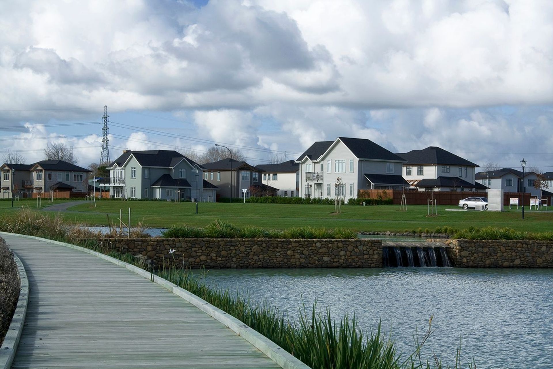 Karaka Lakes