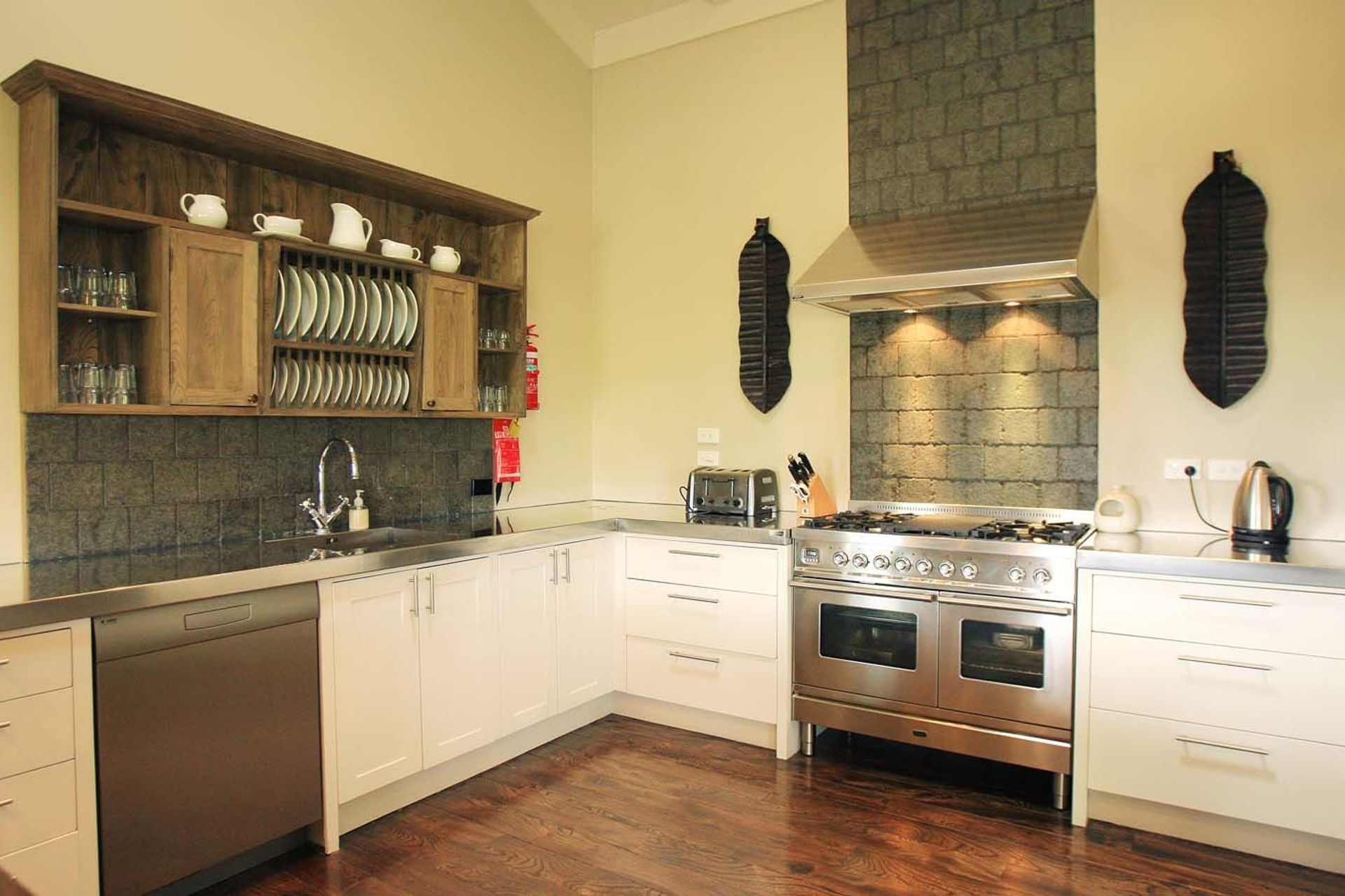 Lot 3 Riverside