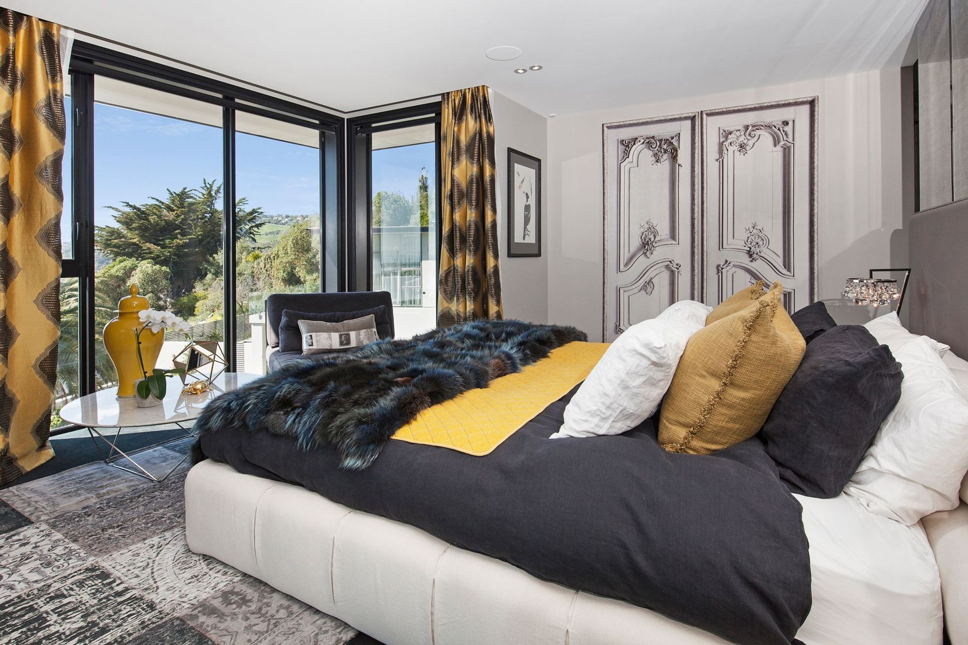 DJ Hewitt Show Home